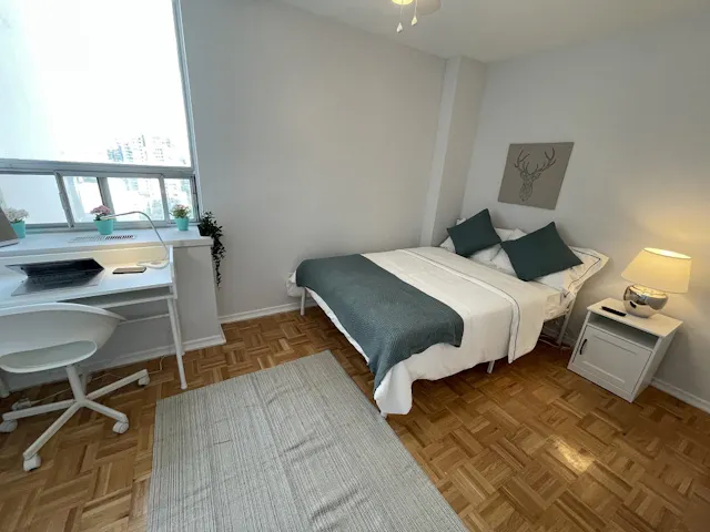 Silver Room room image 1