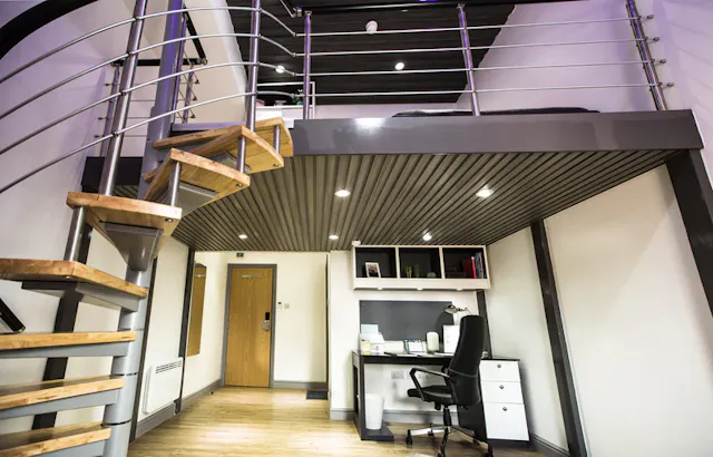 Mezzanine Studio 1 room image 3