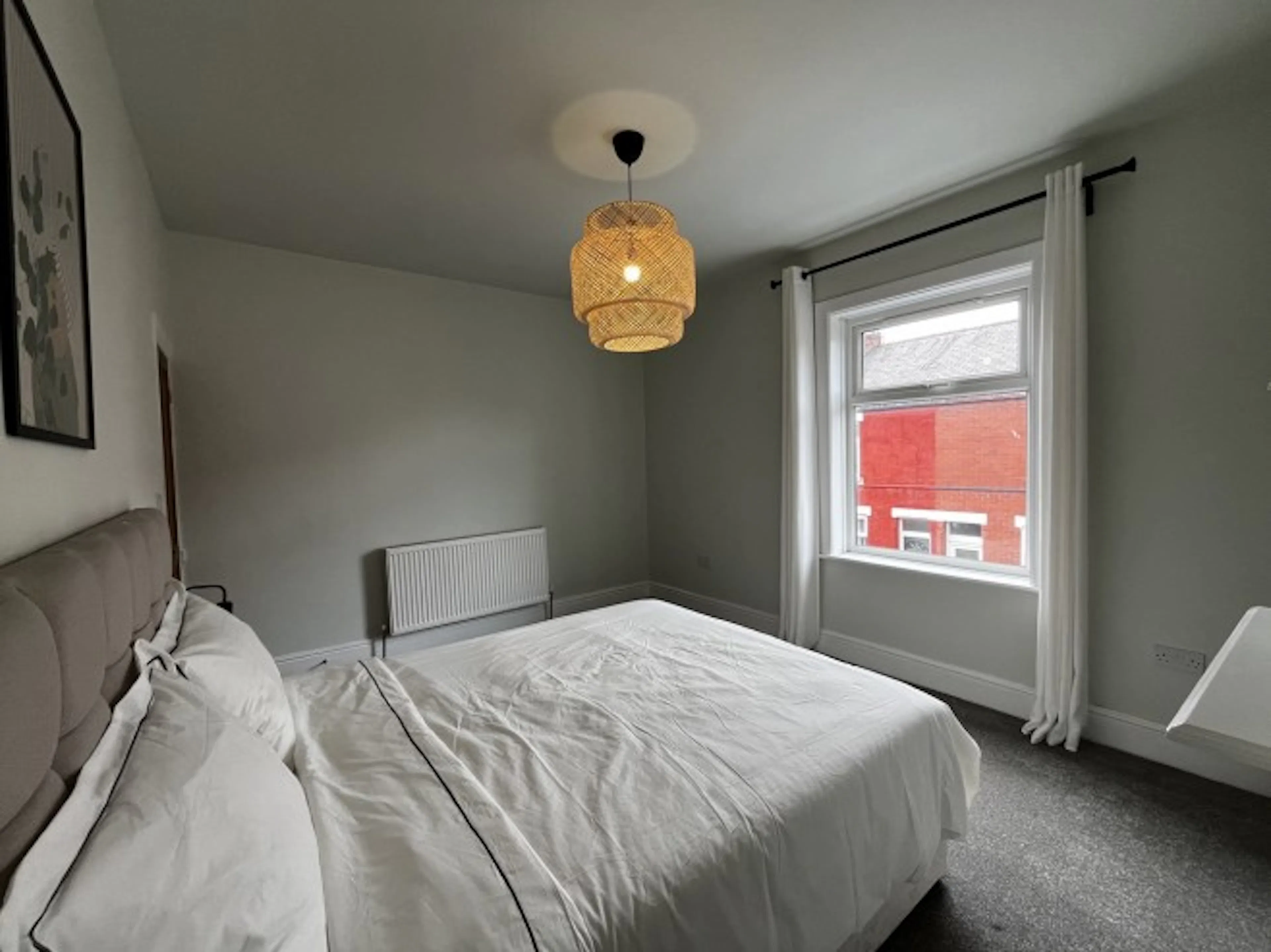 ROOM ROOM 1
