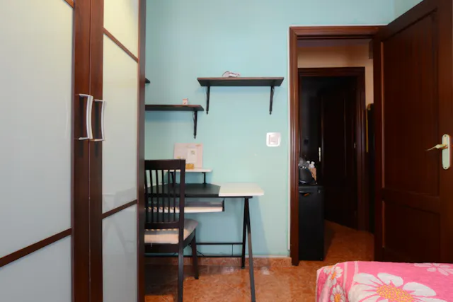 3 Bedroom Apartment room image 2