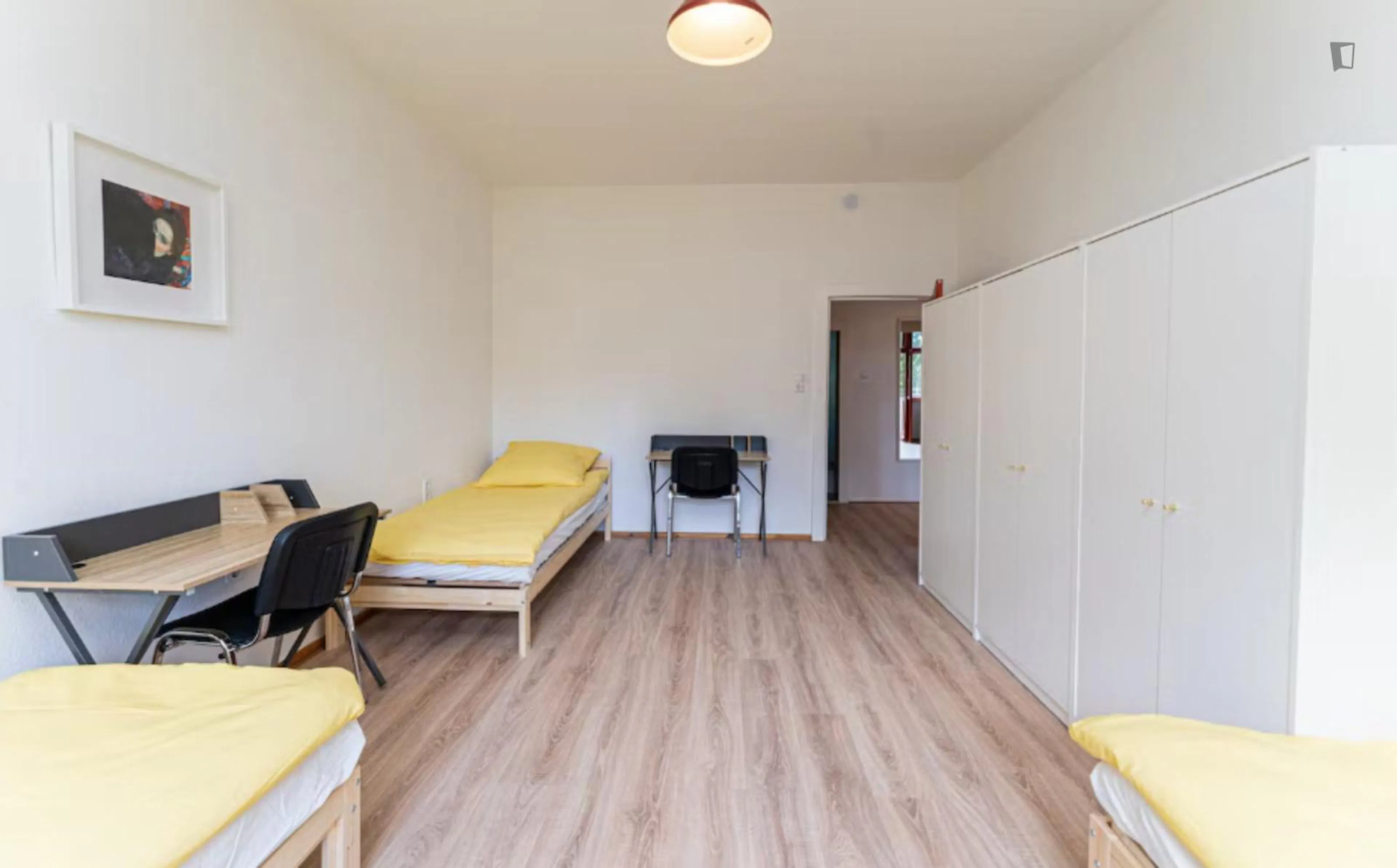 3 Bedroom Apartment ROOM 1