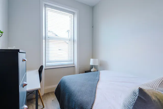3 Bedroom Apartment room image 2