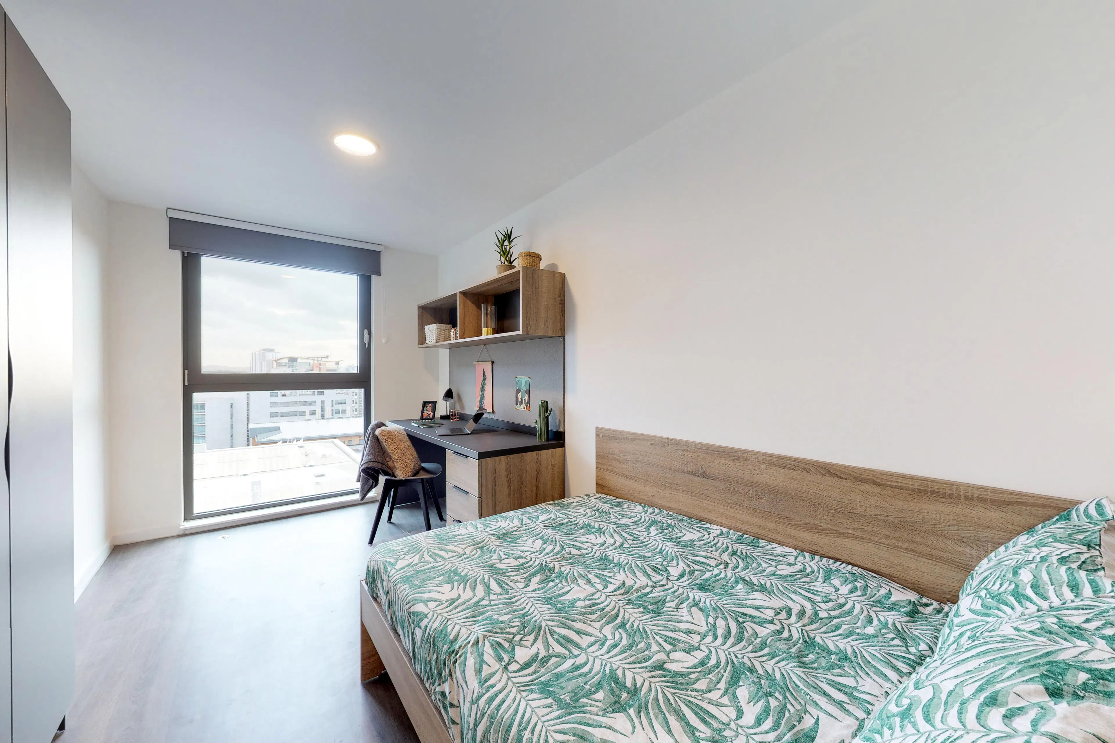 ROOM ROOM 1