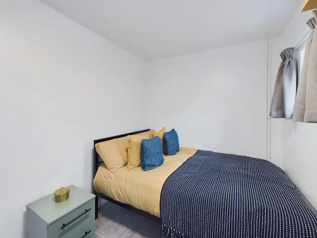 6 Bedroom Apartment room image 2