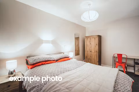 flat-14-lowry-house-manchester-ROOM