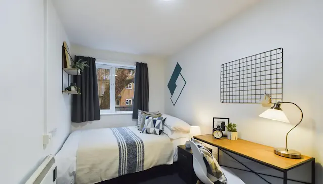 4 Bedroom Apartment room image 2