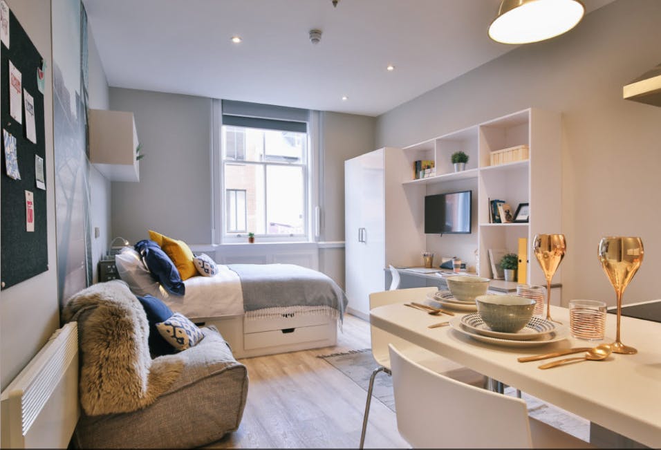 Classic Bigger 1-Bed Apartment