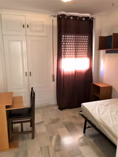 calle-nuzas-malaga-malaga-ROOM