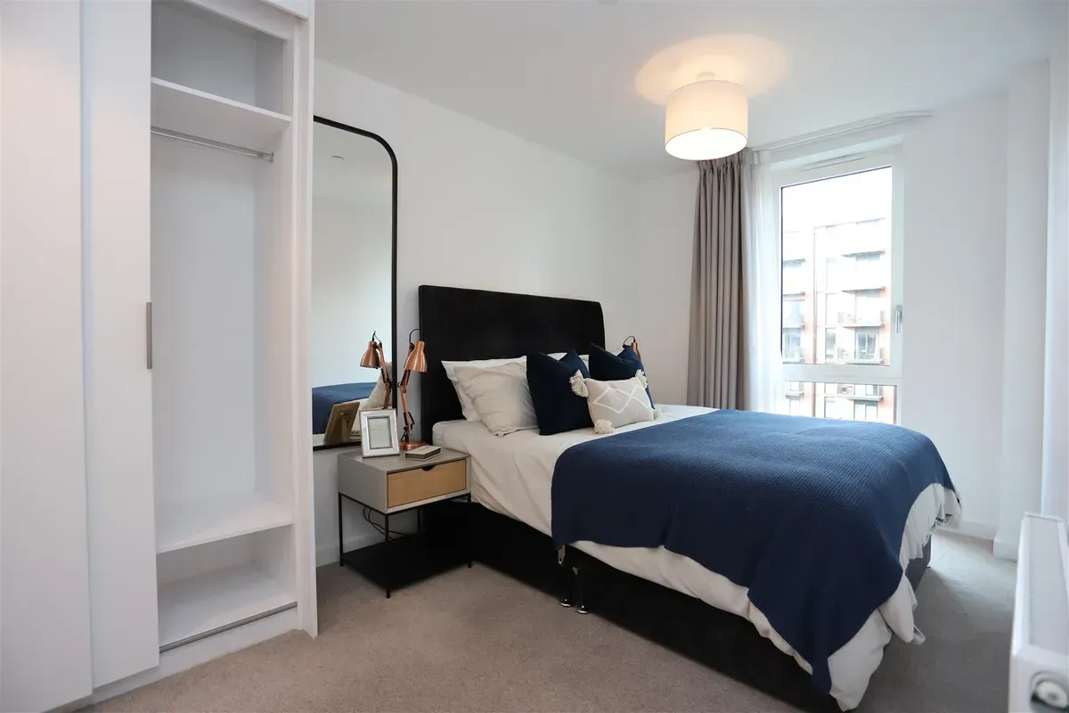 2 Bedroom Apartment ROOM 1