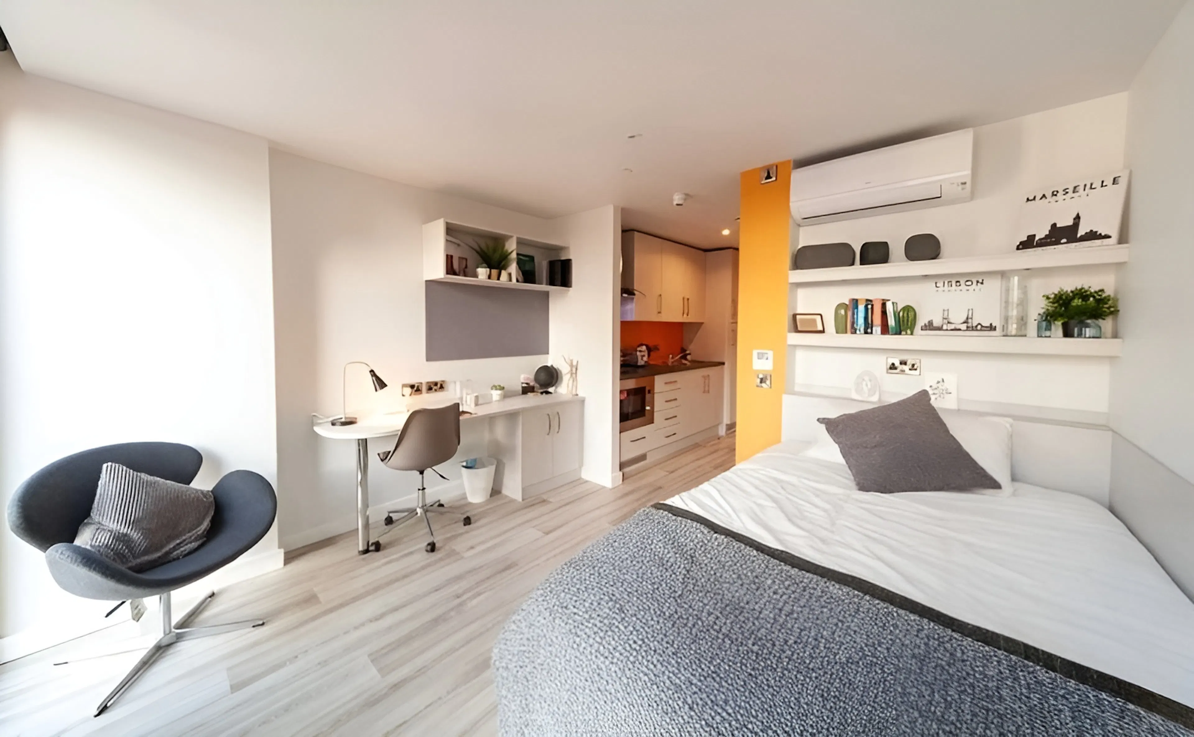 ROOM ROOM 3