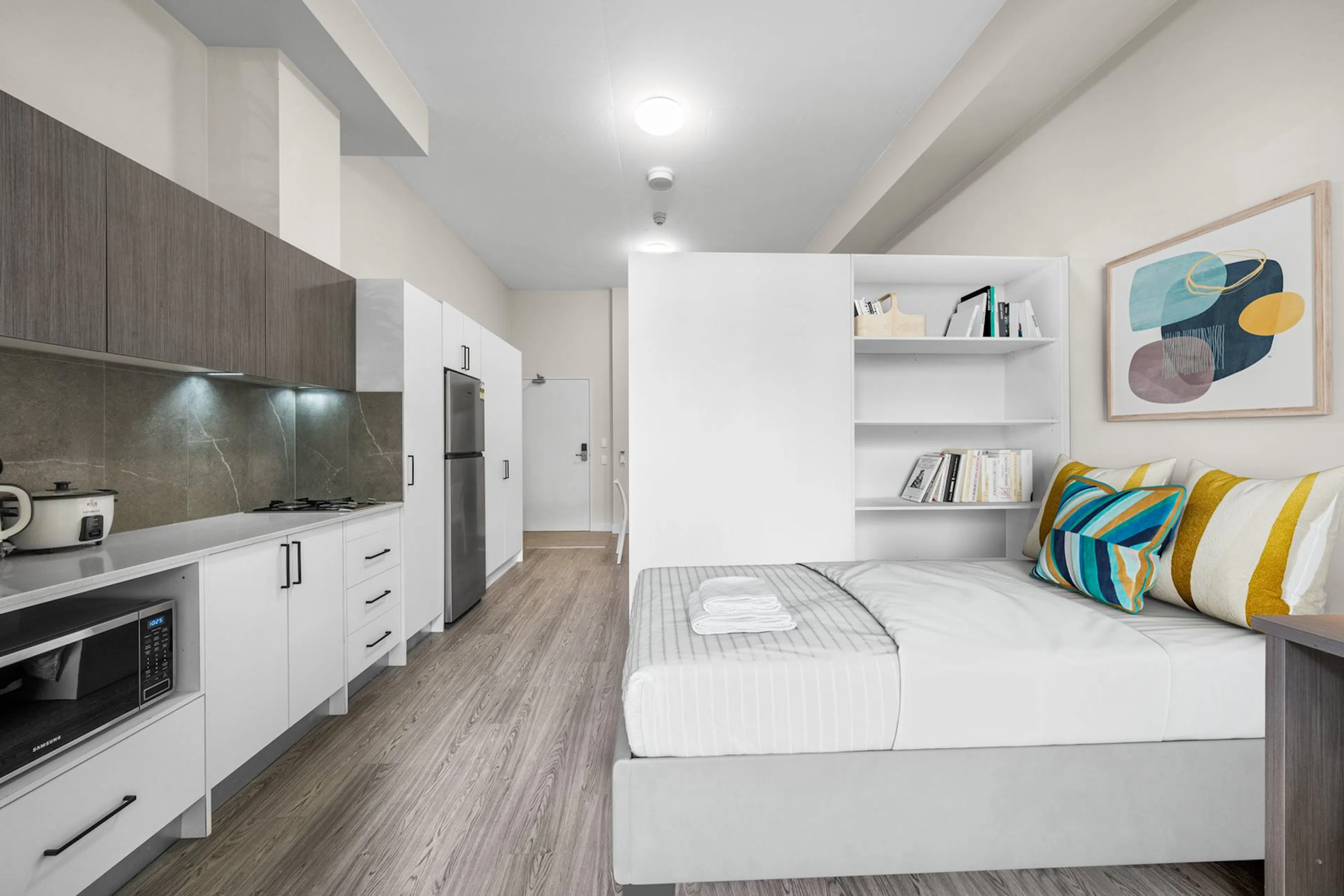 Premium Twin Share Studio ROOM 1