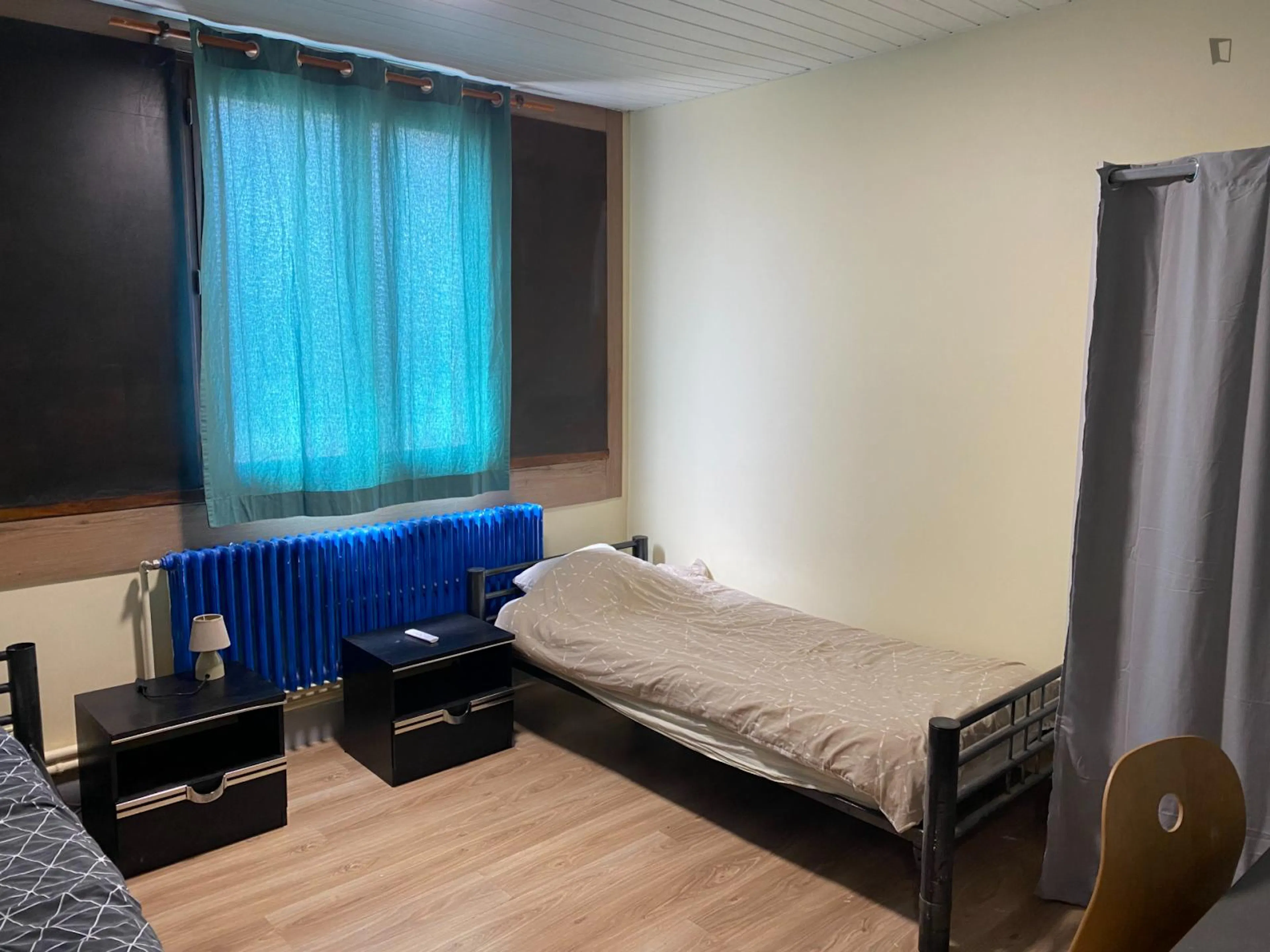 ROOM ROOM 1