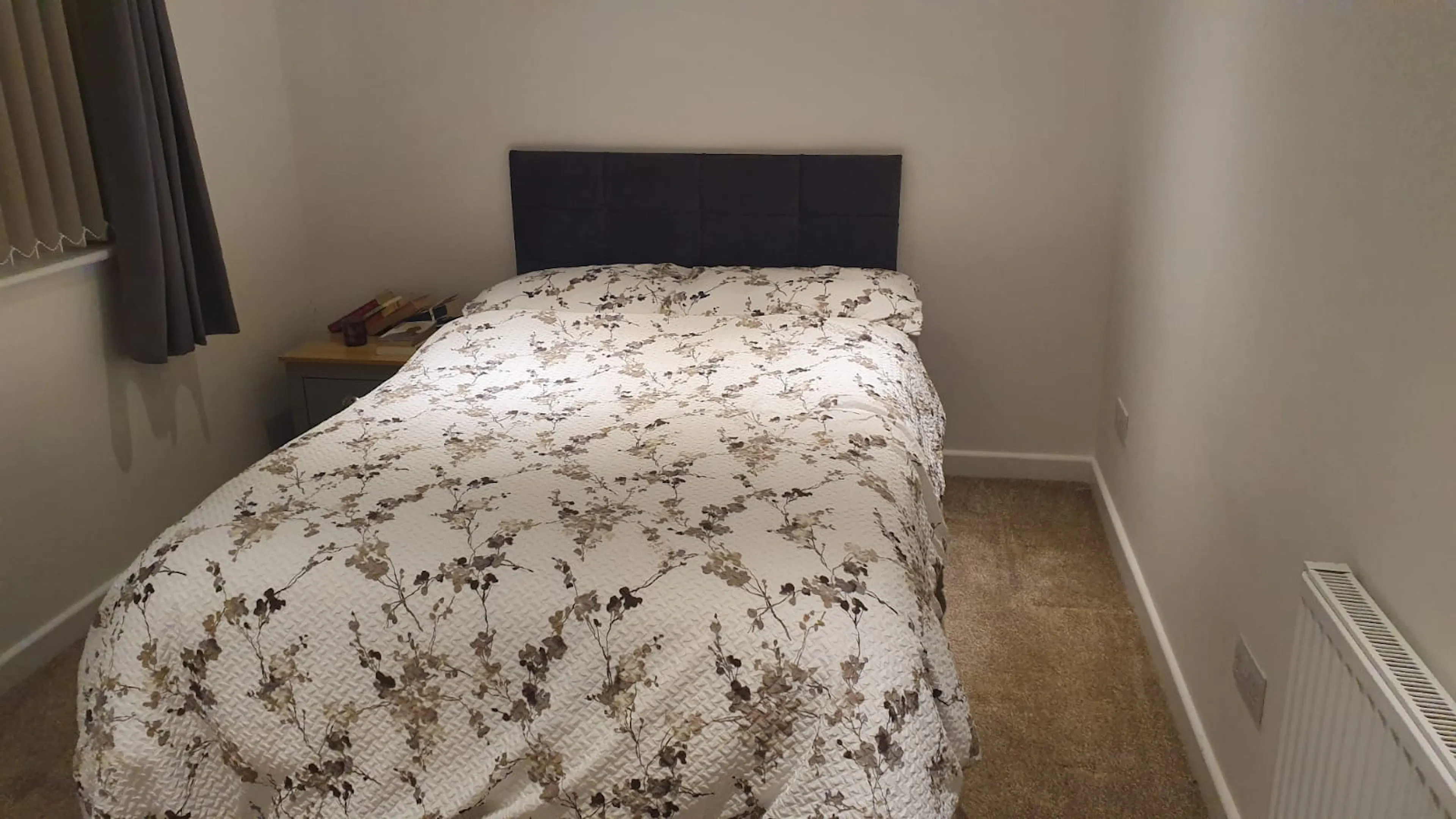 4 Bed Apartment (apartment) ROOM 1