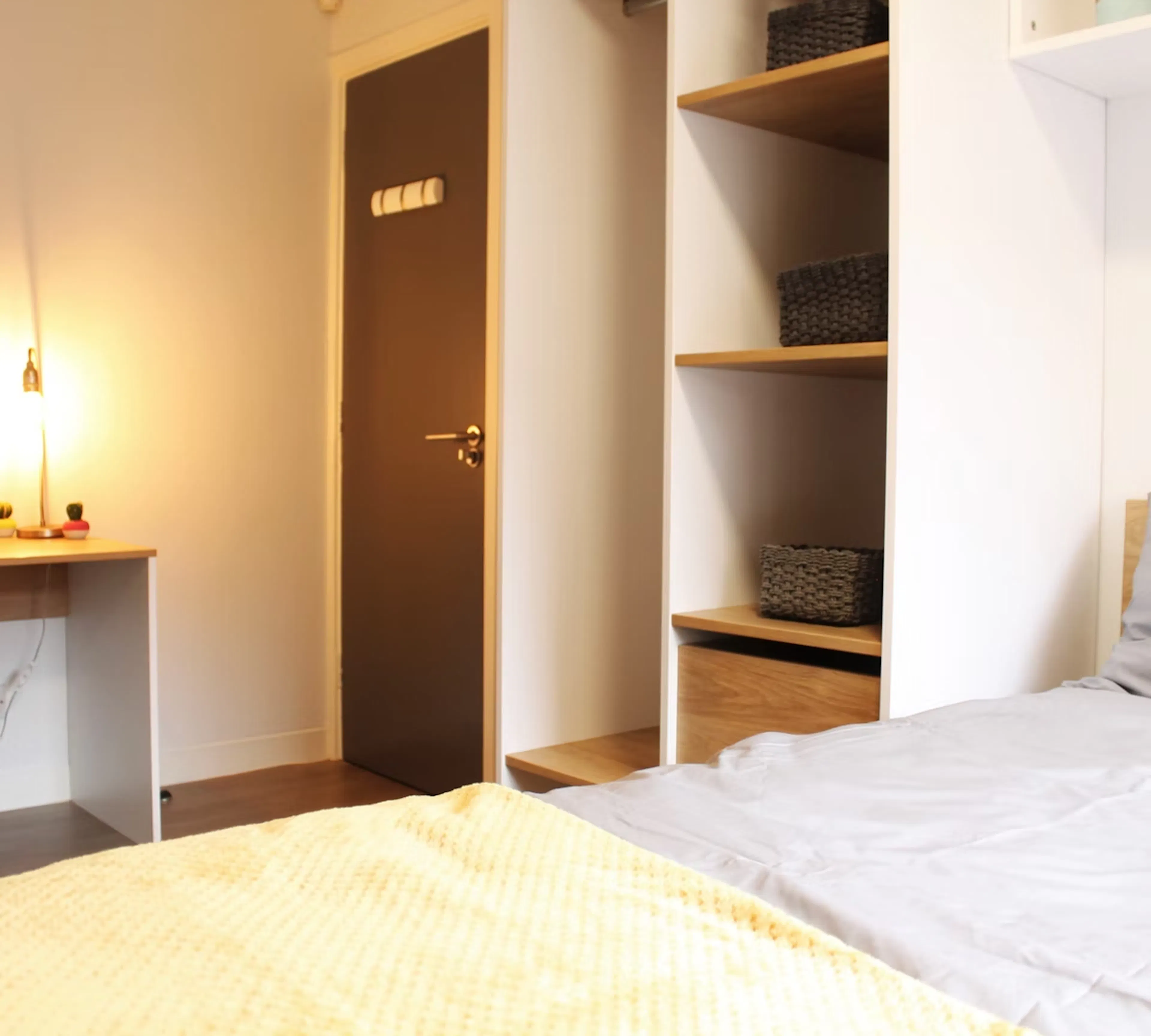 5 Bed Non-Ensuite ROOM 2