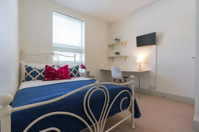 5 Bedroom Apartment room image 2