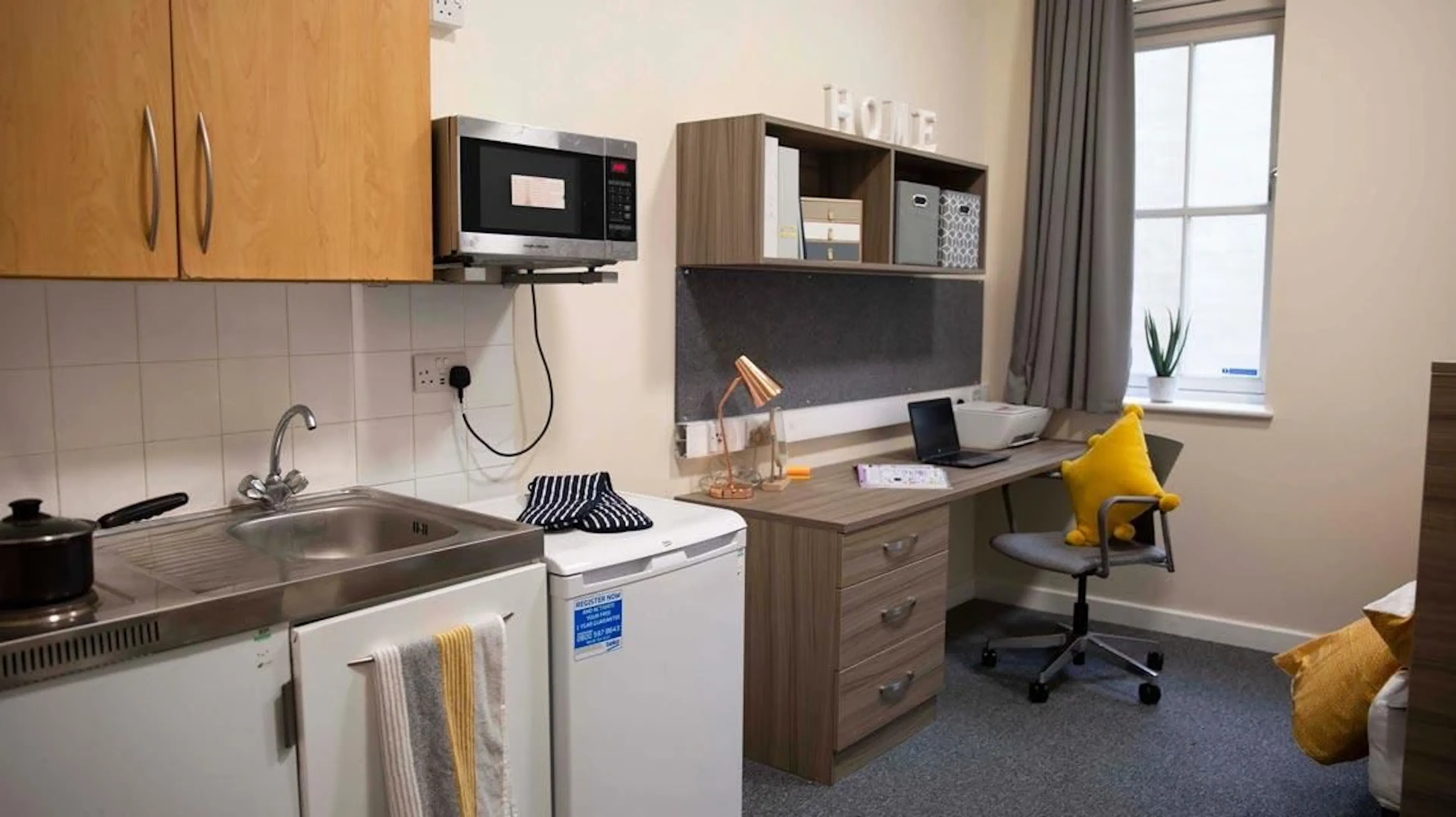 ROOM ROOM 2