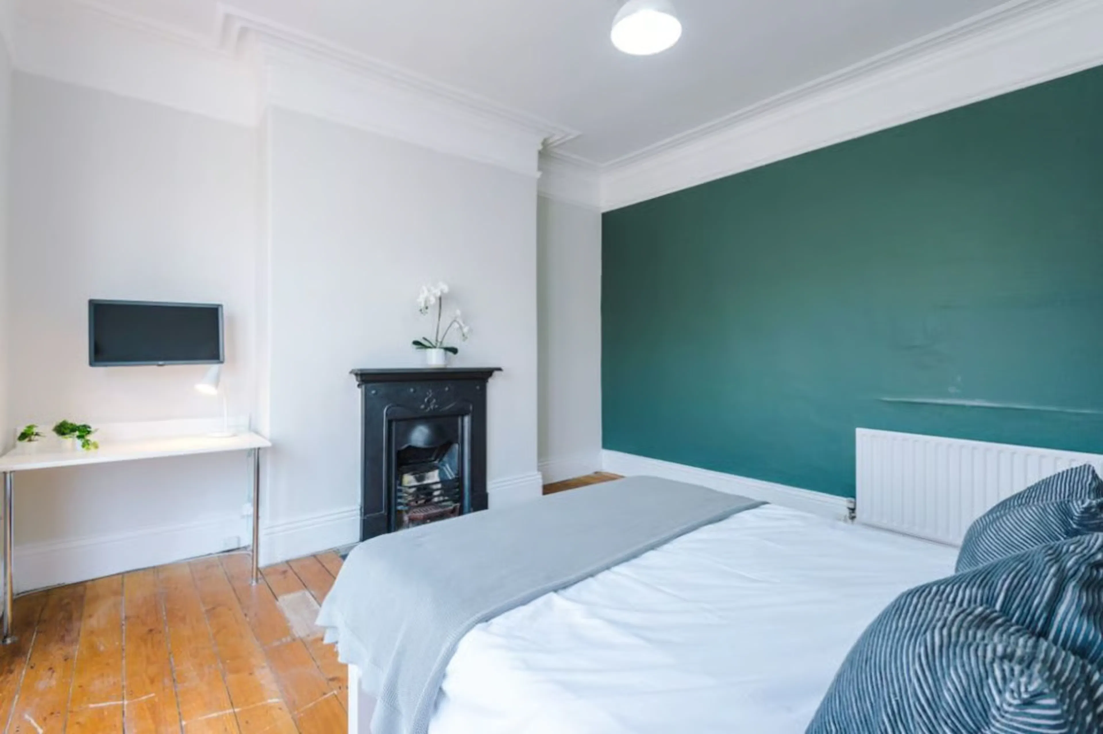 3 Bedroom Apartment ROOM 2