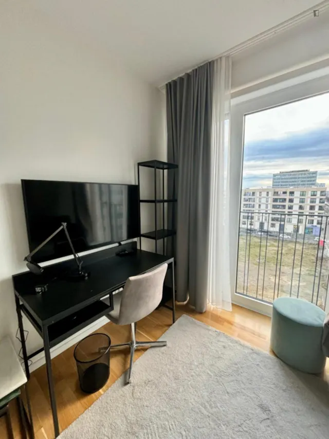 Stylish studio in well-connected Moabit room image 2