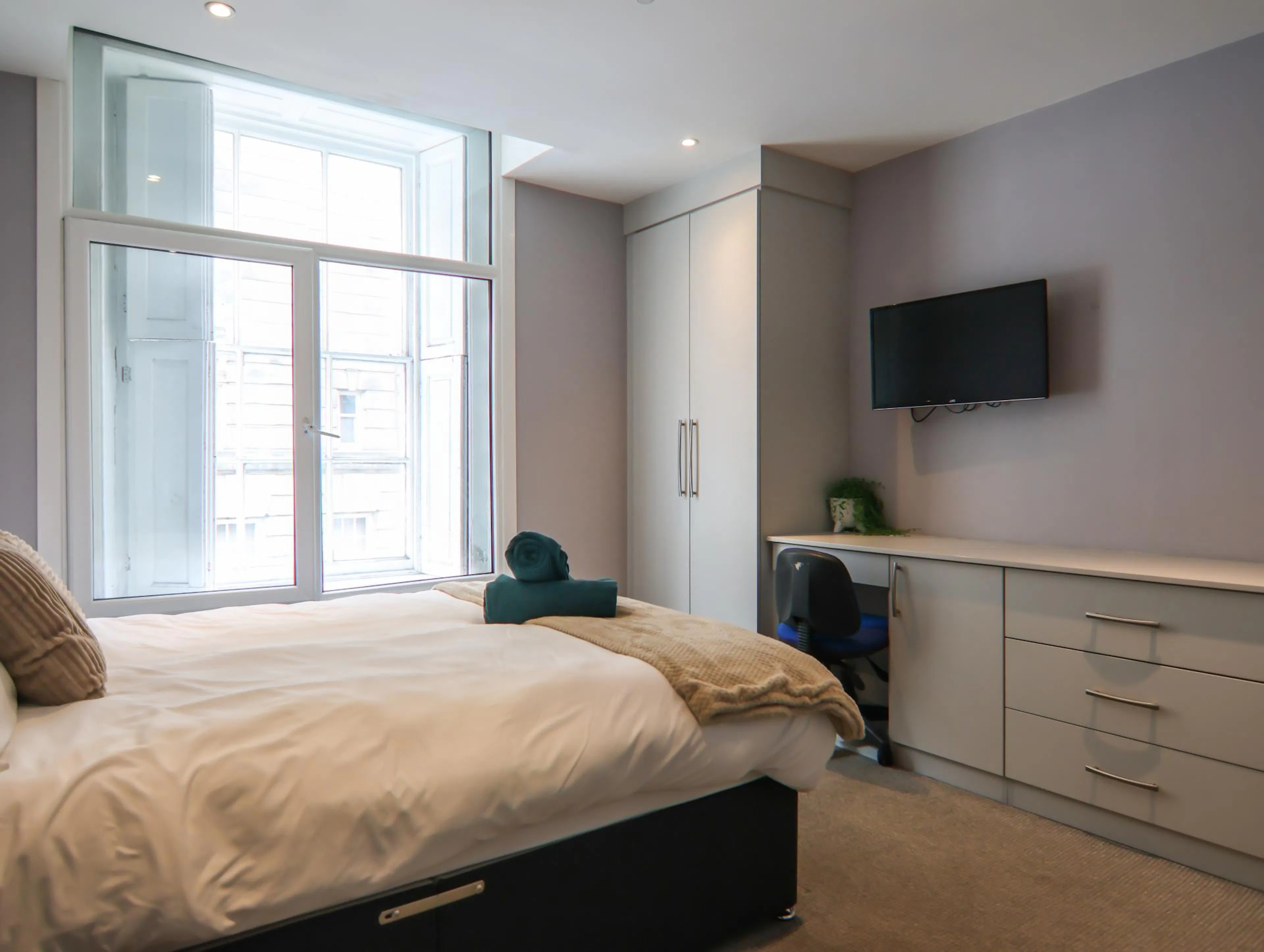 ROOM ROOM 2