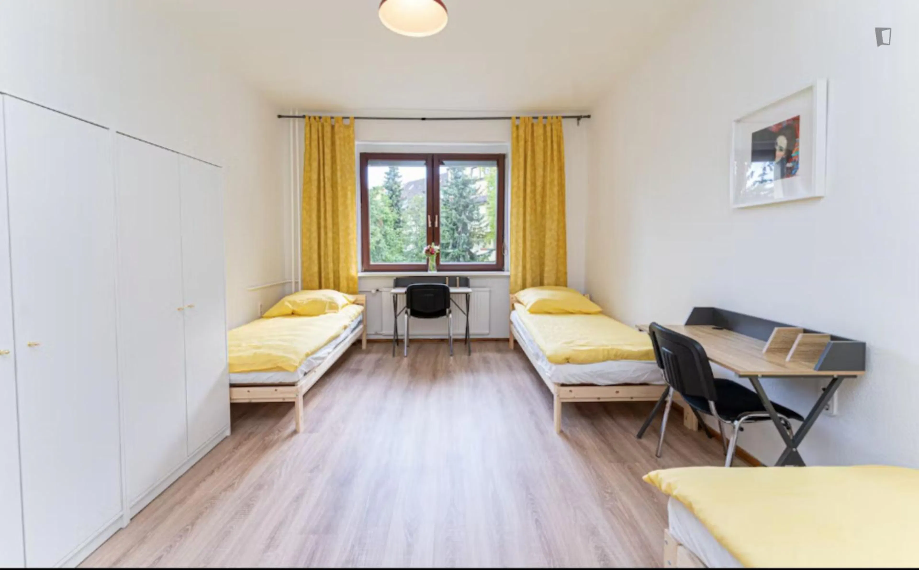 3 Bedroom Apartment ROOM 2