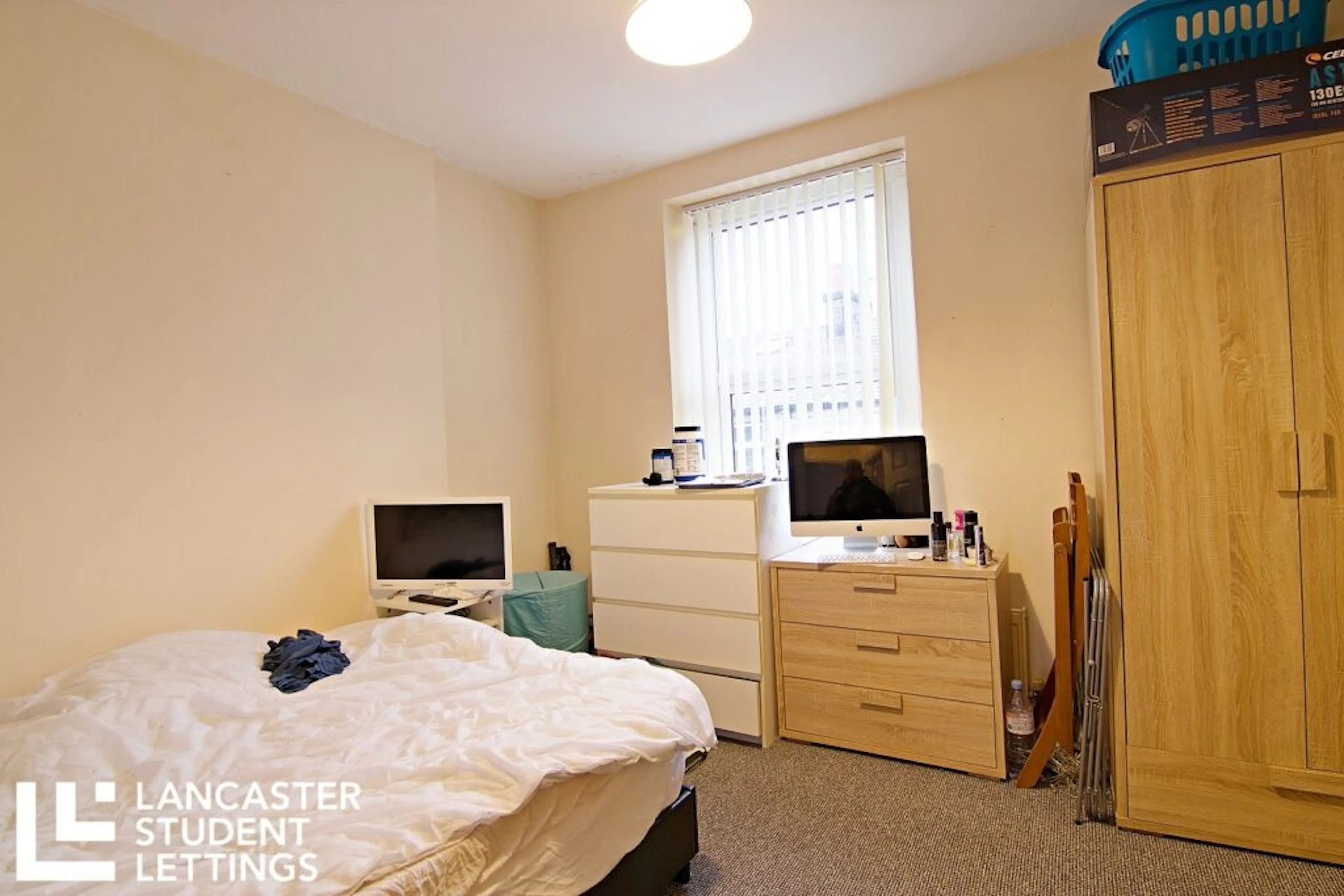 ROOM ROOM 2