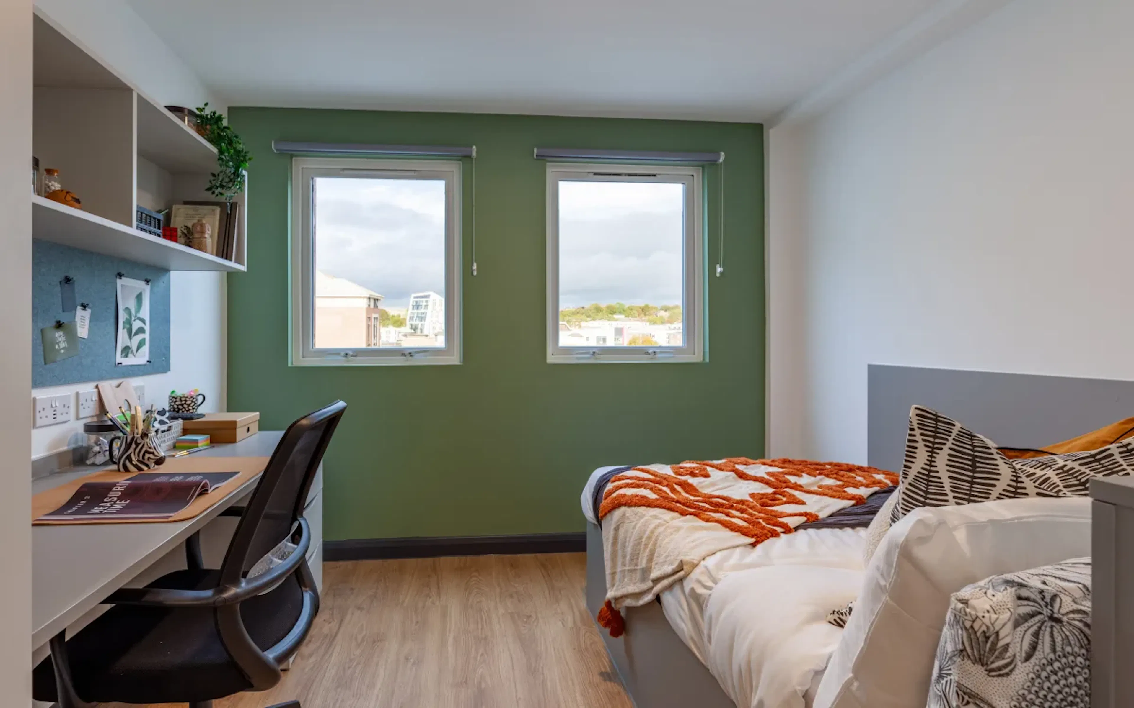 5 & 6 Bed En Suite ROOM 3