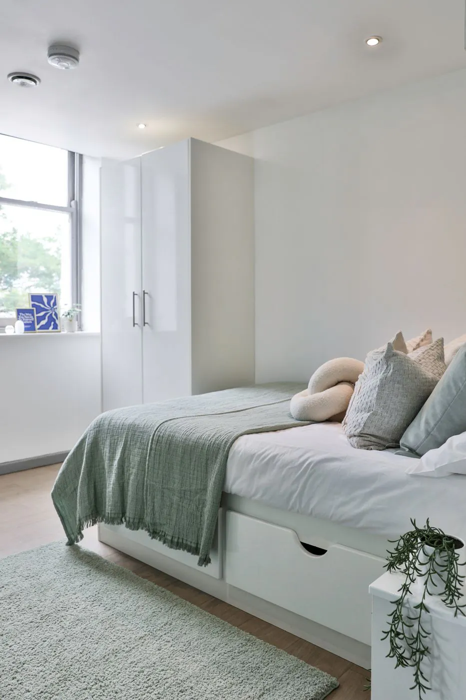 ROOM ROOM 2