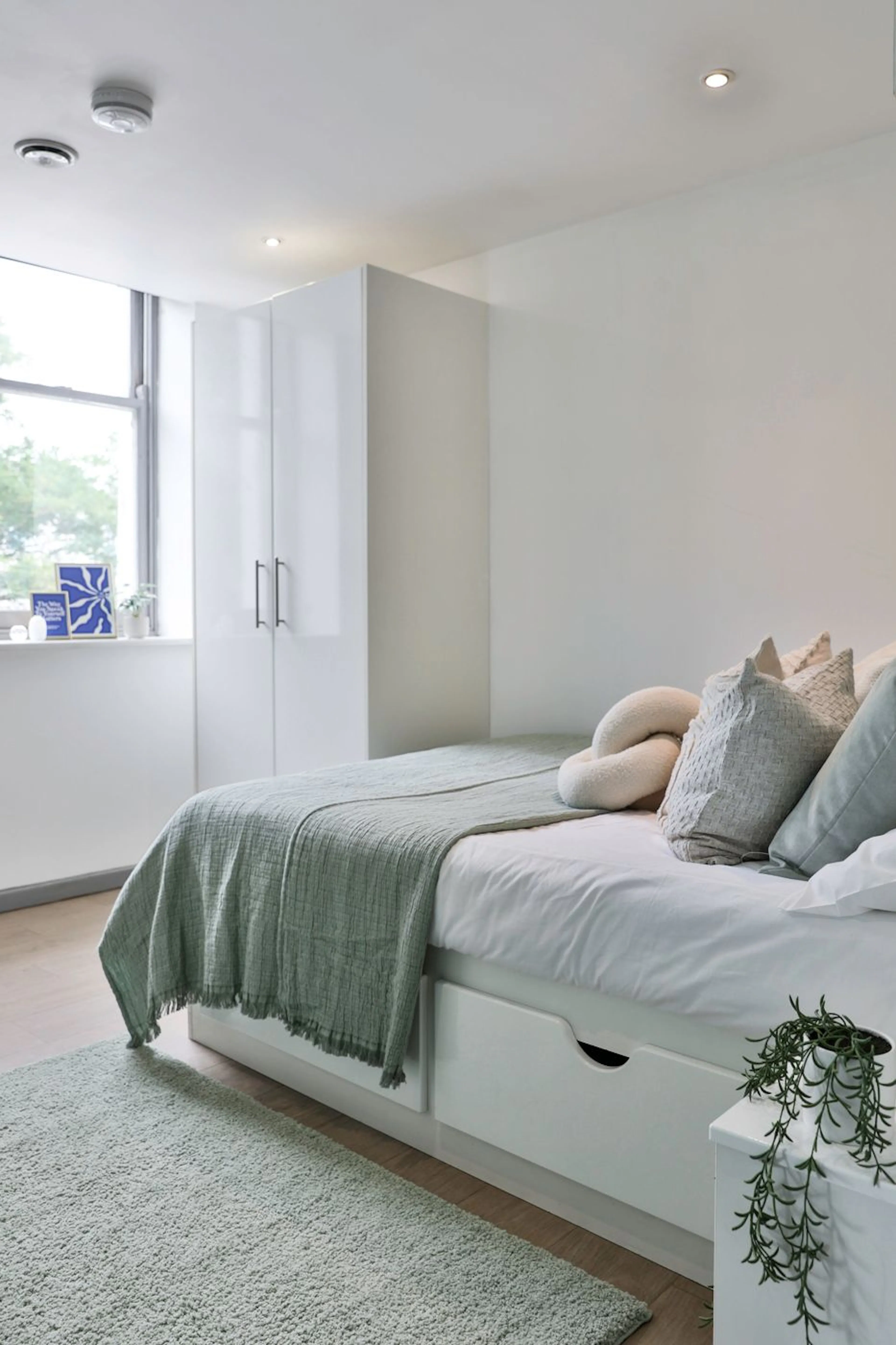 ROOM ROOM 2