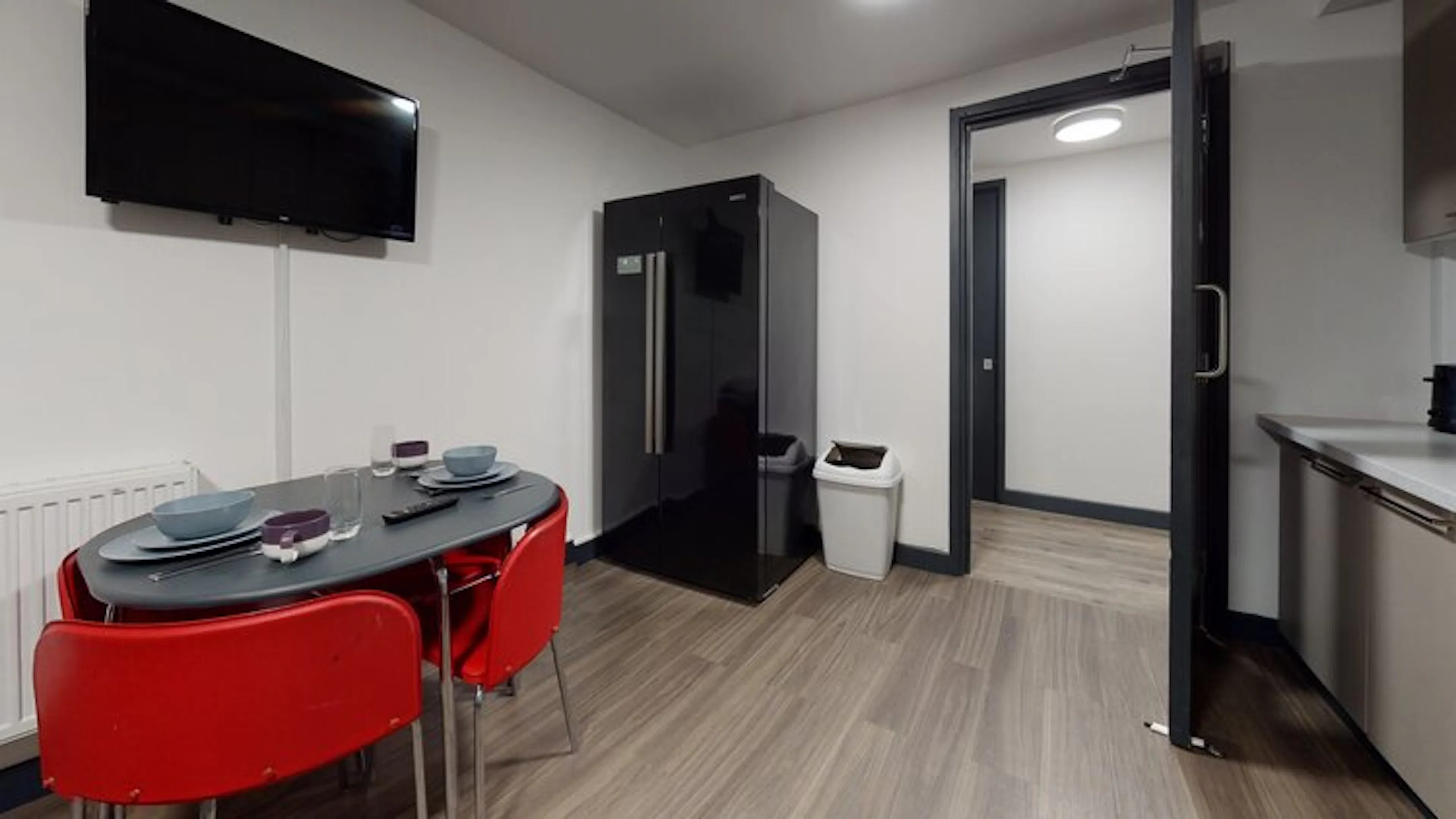 ROOM ROOM 2
