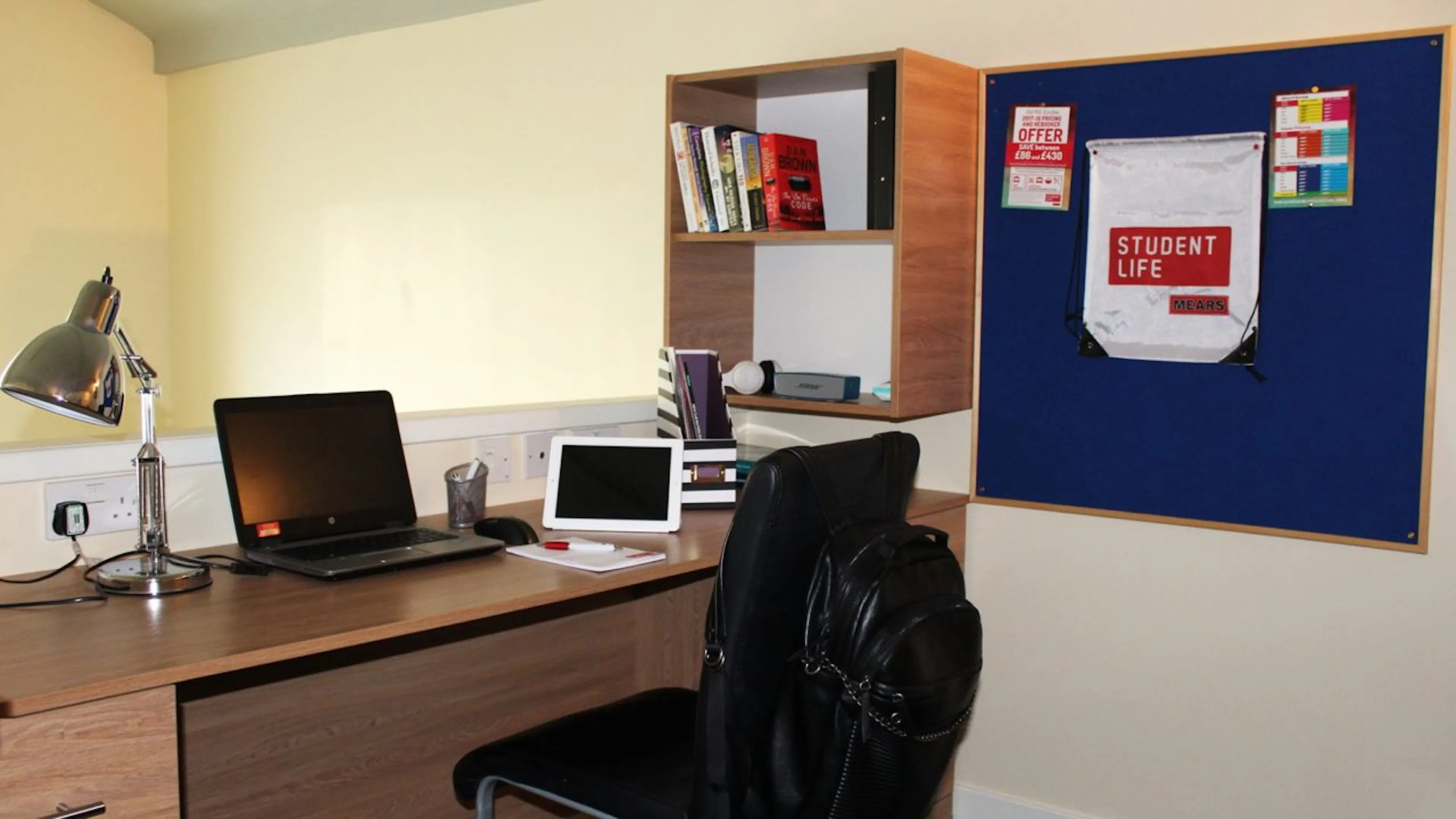 ROOM ROOM 1