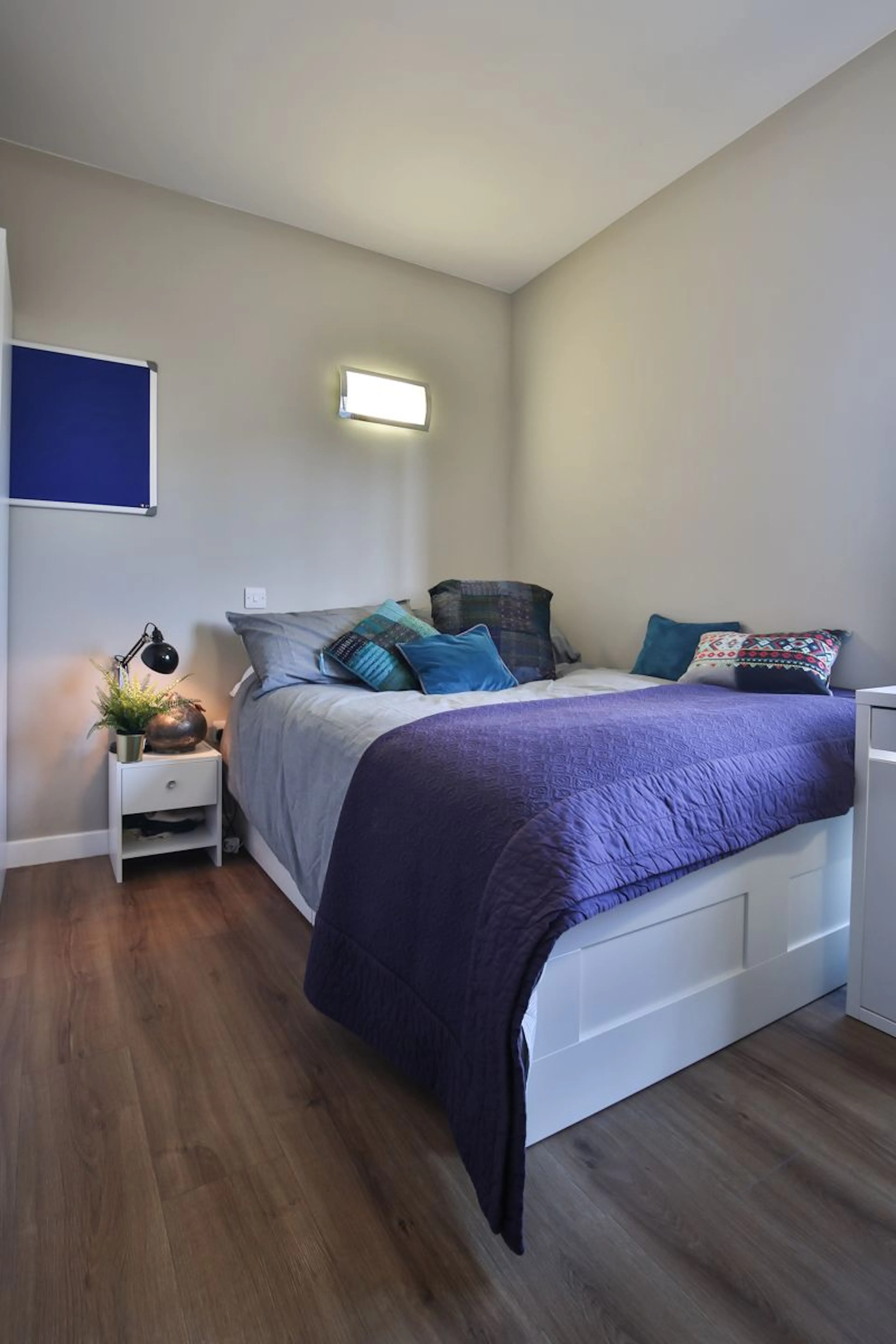 ROOM ROOM 2