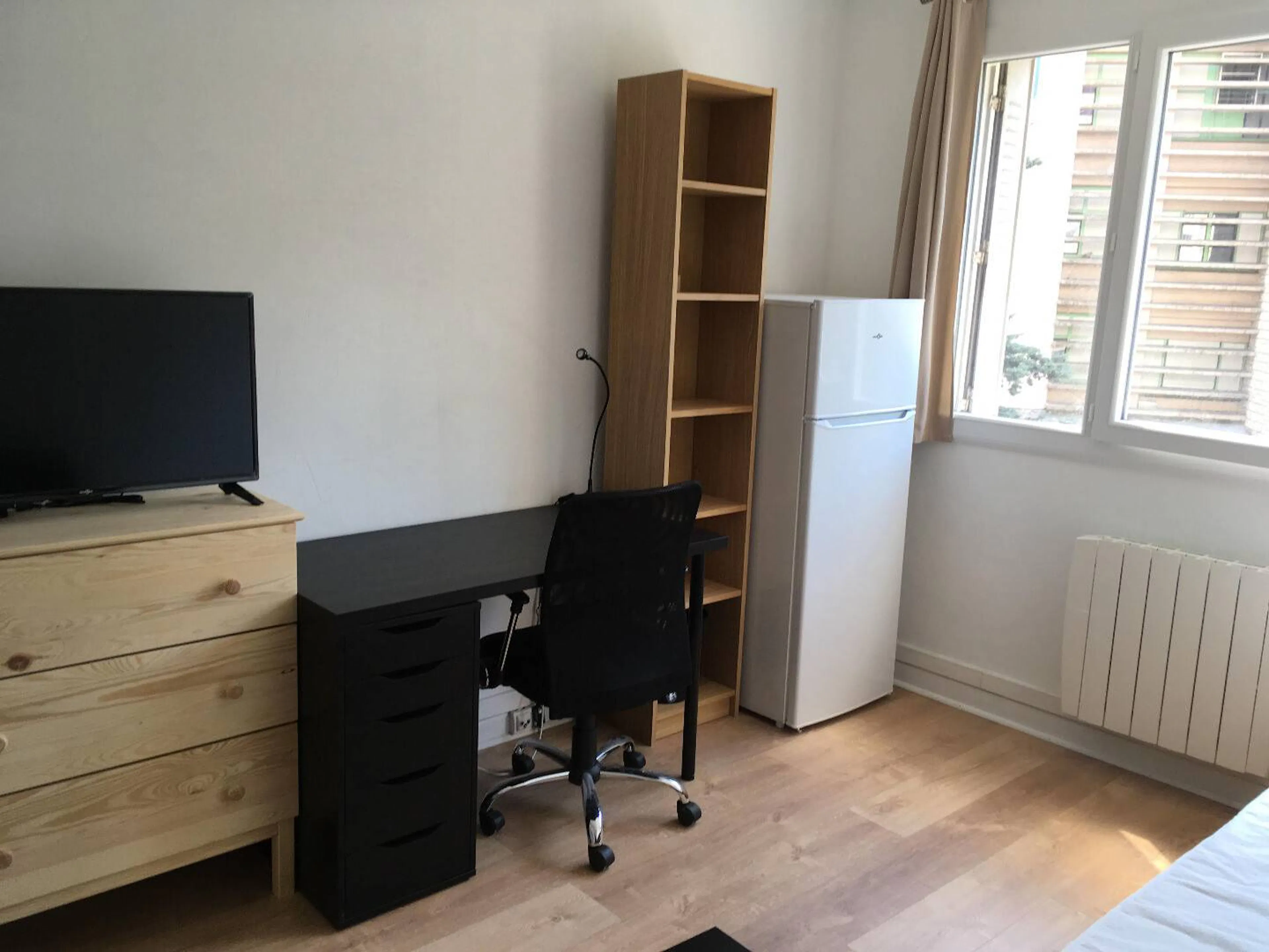 ROOM ROOM 1