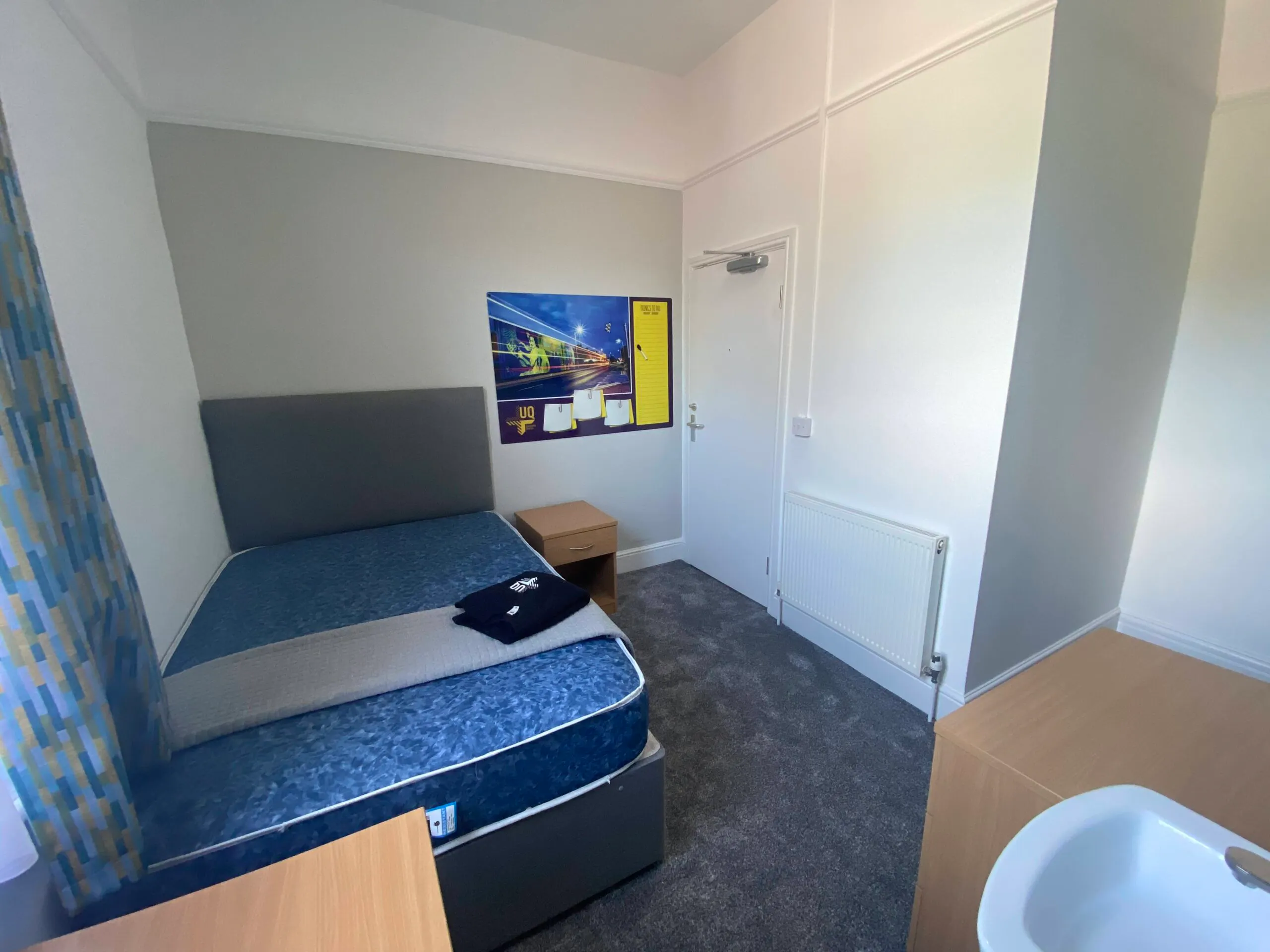ROOM ROOM 1
