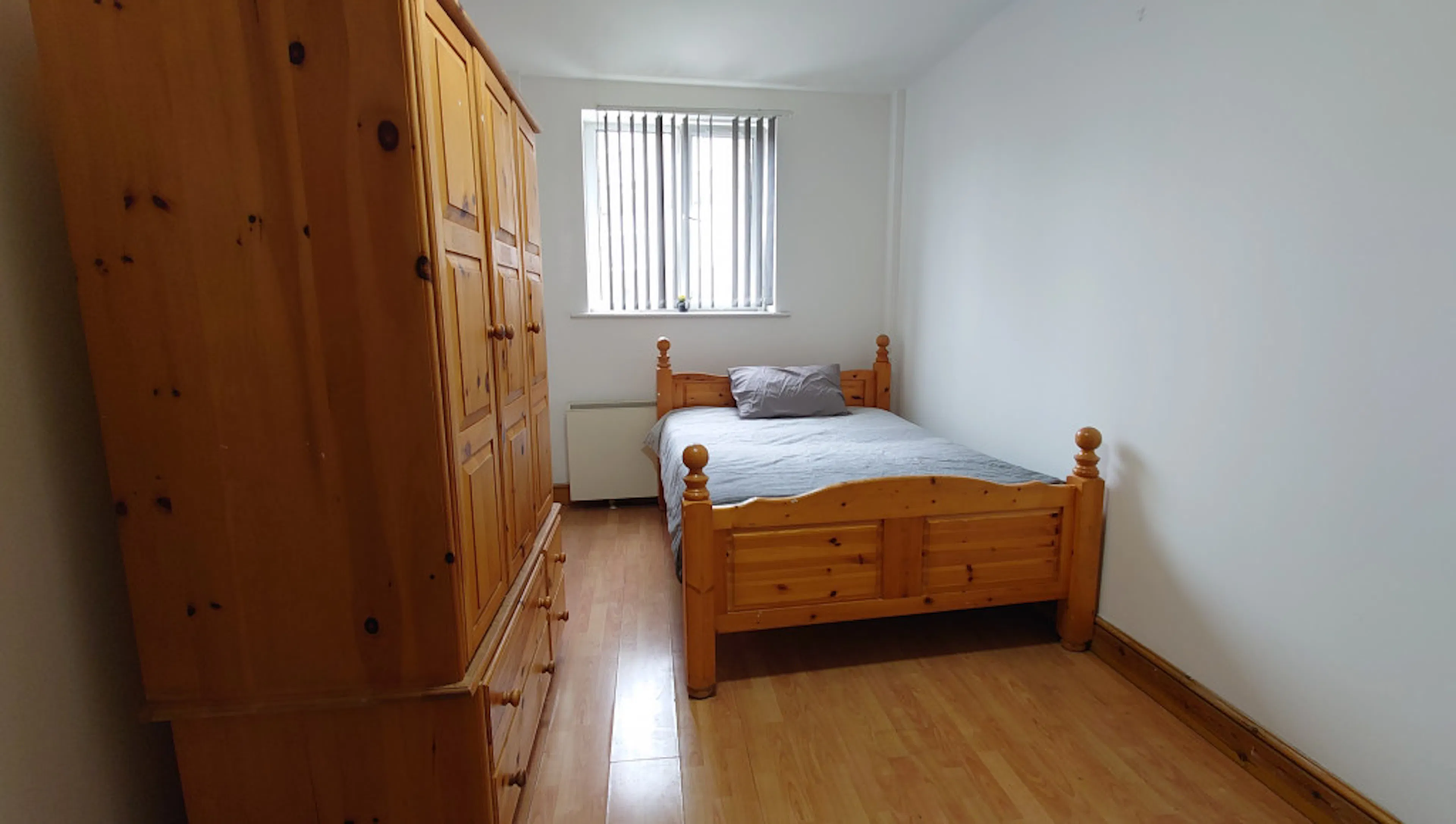 ROOM ROOM 2