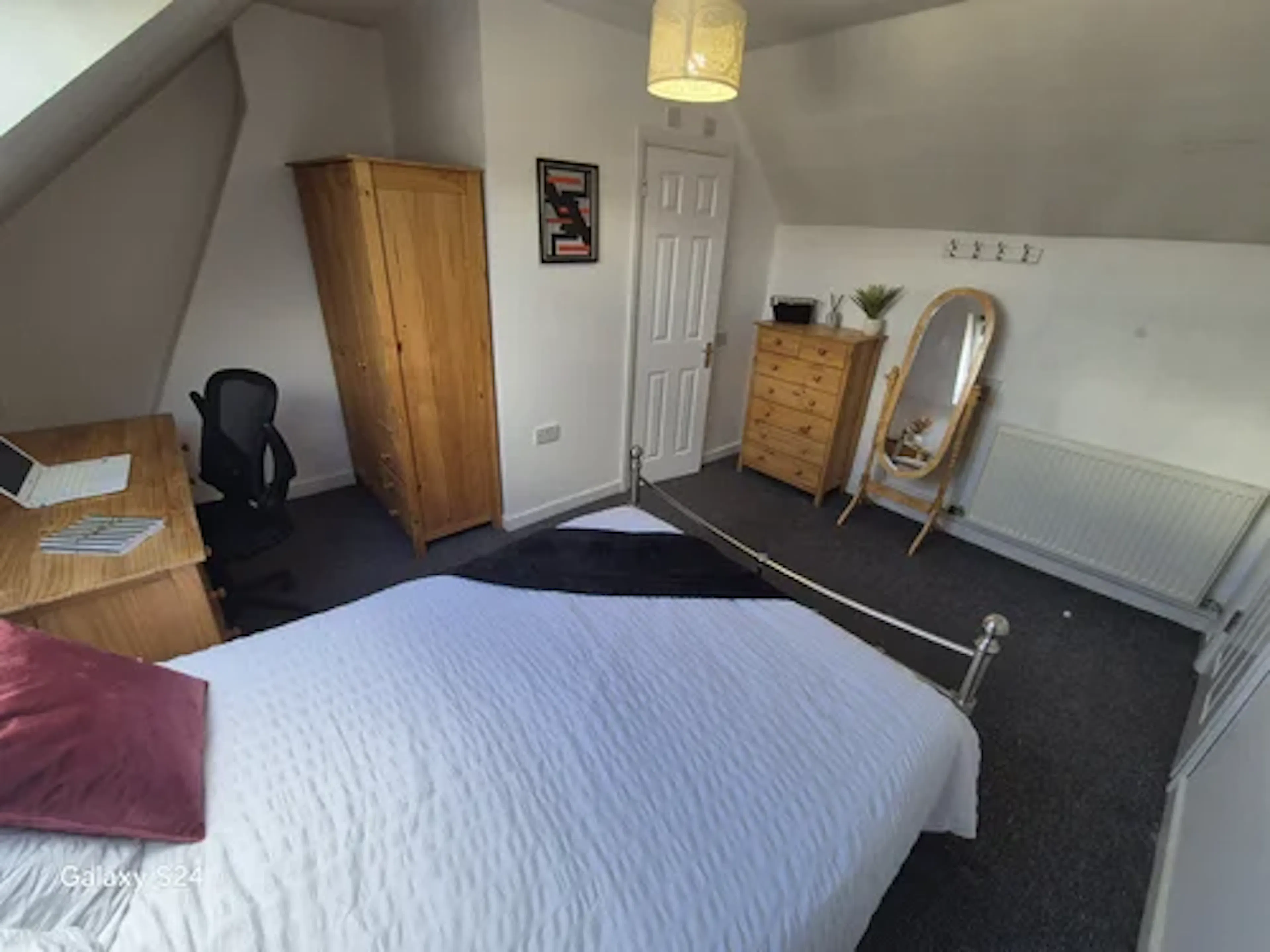 Ensuite Room ROOM 2