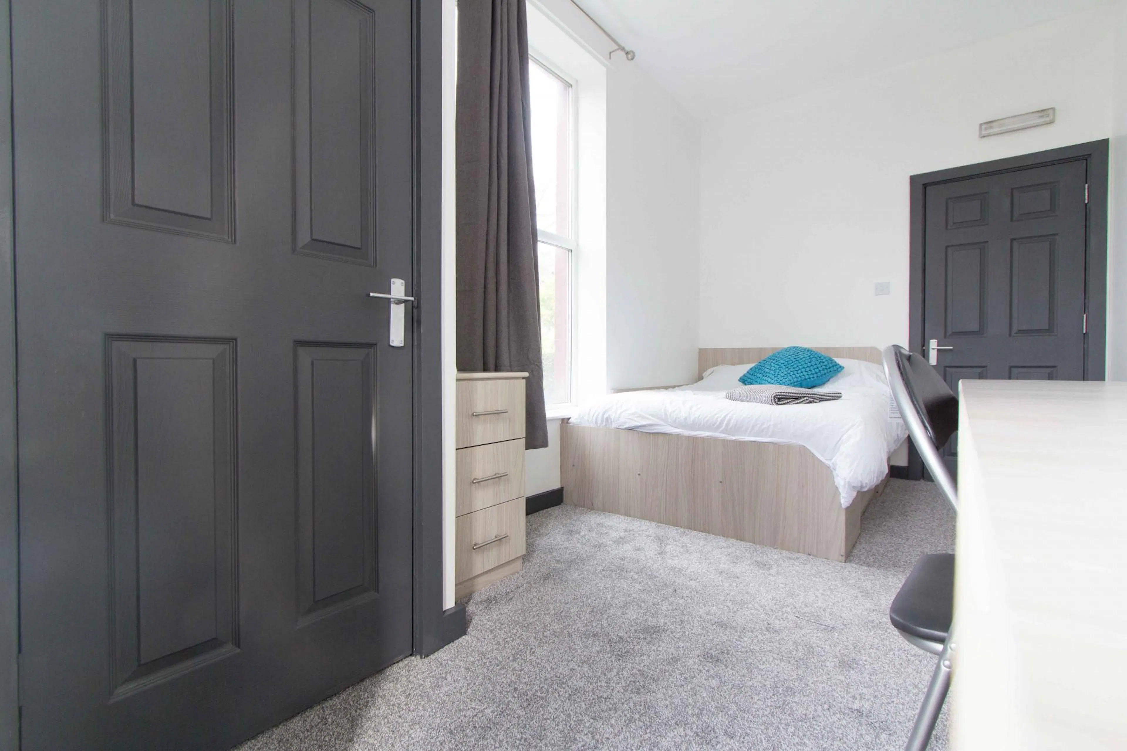 3 Bedroom Apartment ROOM 2