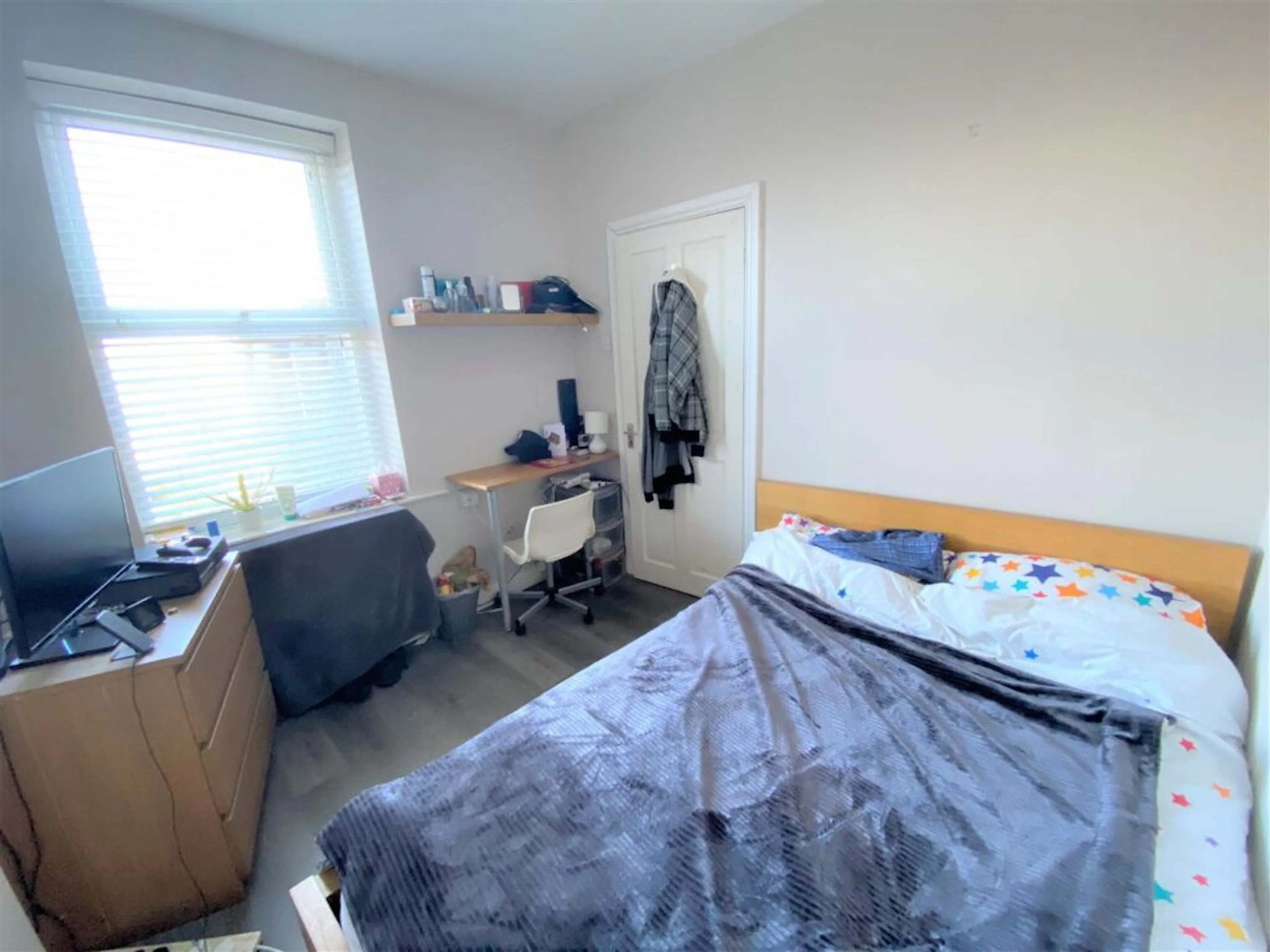 ROOM ROOM 2