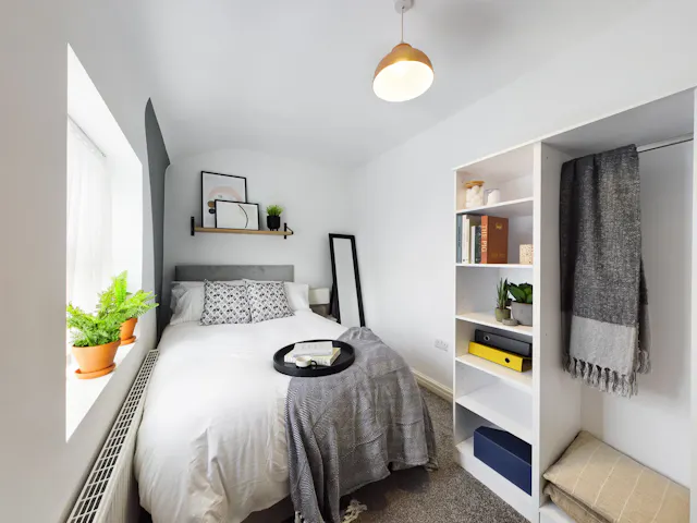 9 Bedroom Apartment room image 2