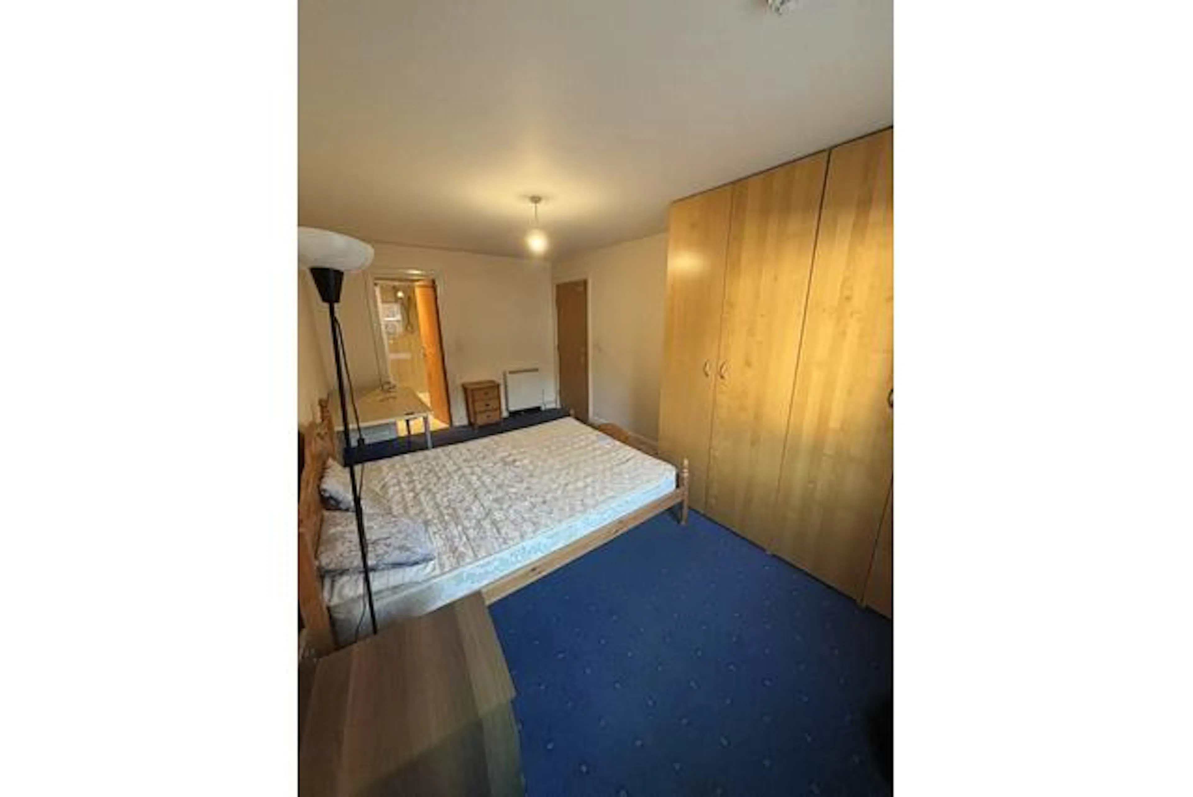 2 Bedroom Apartment ROOM 2