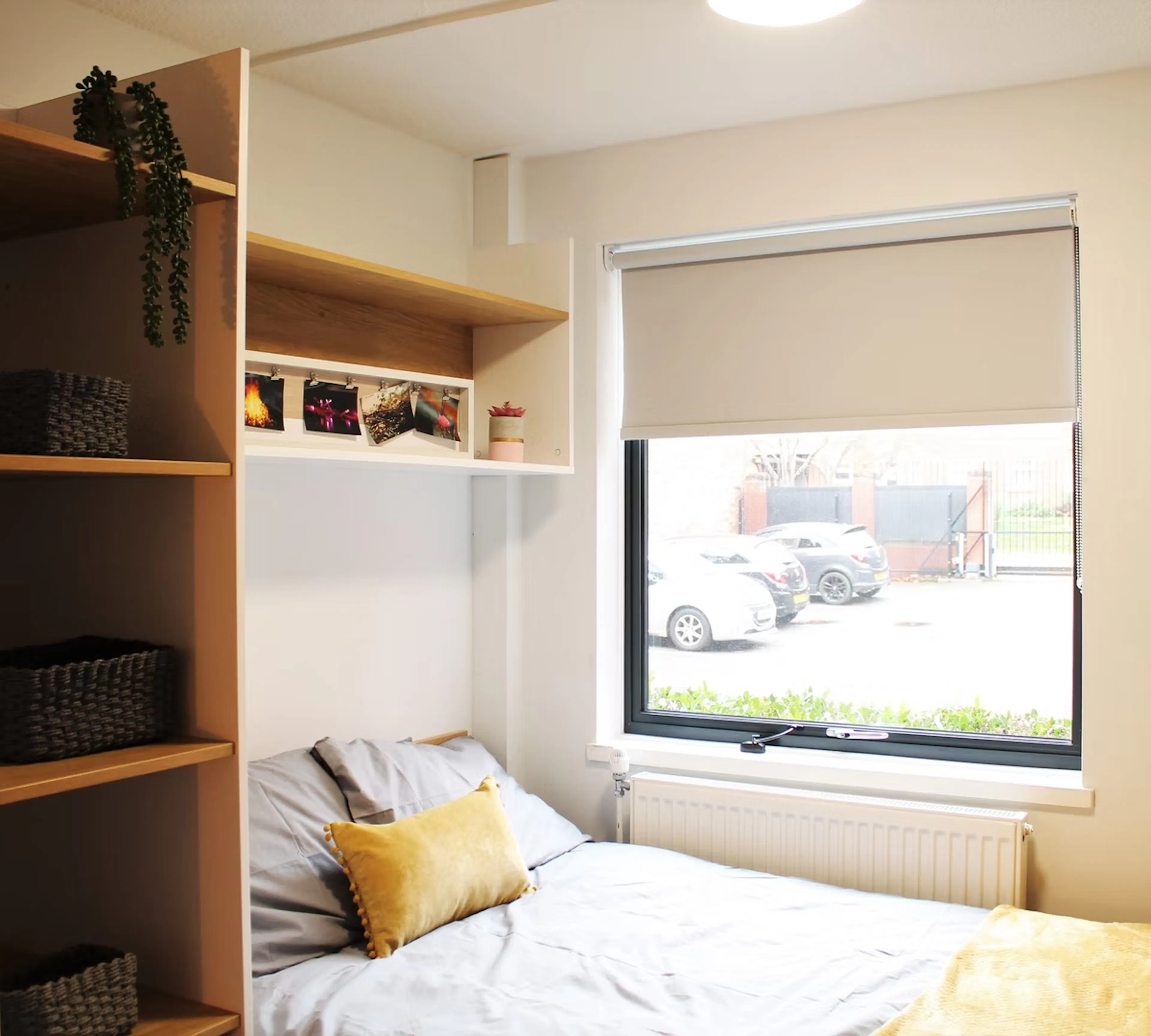 5 Bed Non-Ensuite ROOM 3