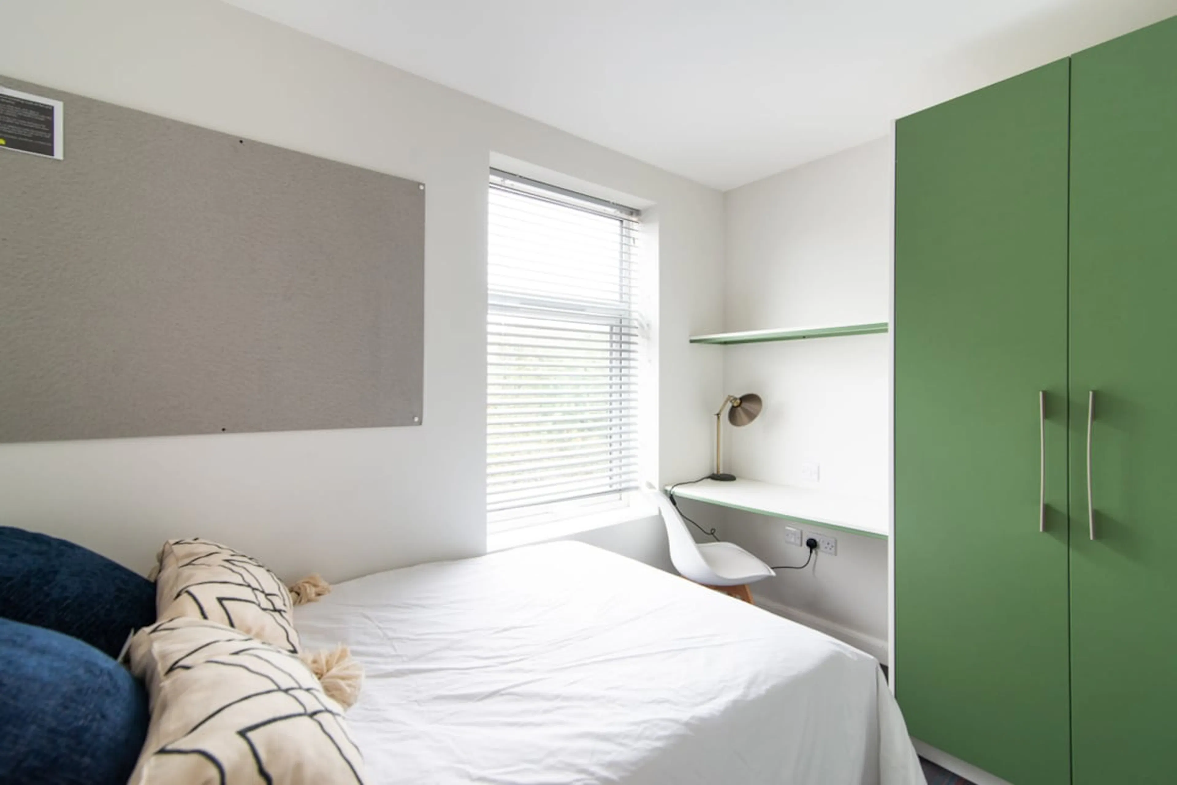 4 Bed Apartment ROOM 2