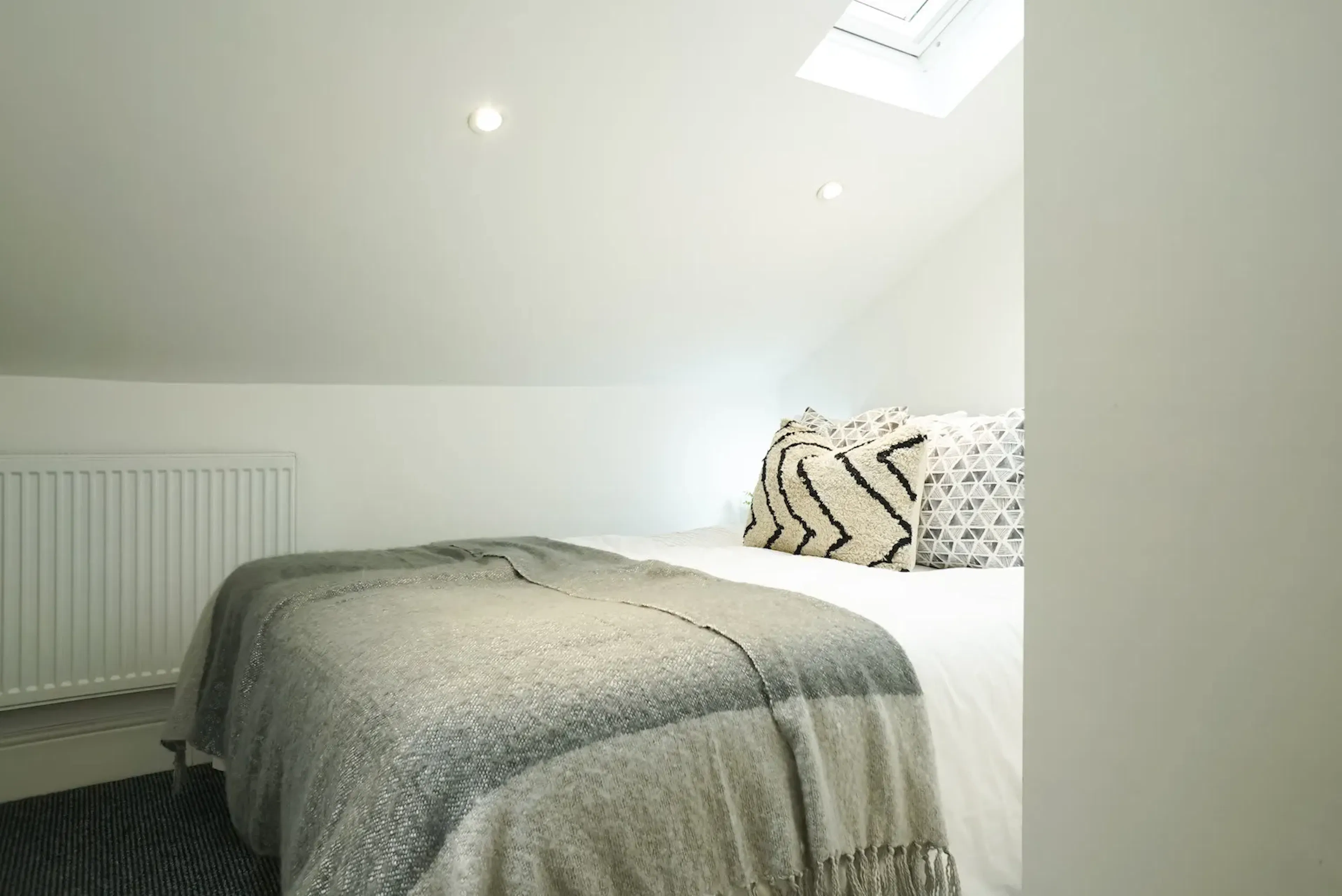 5 Bed Apartment ROOM 1