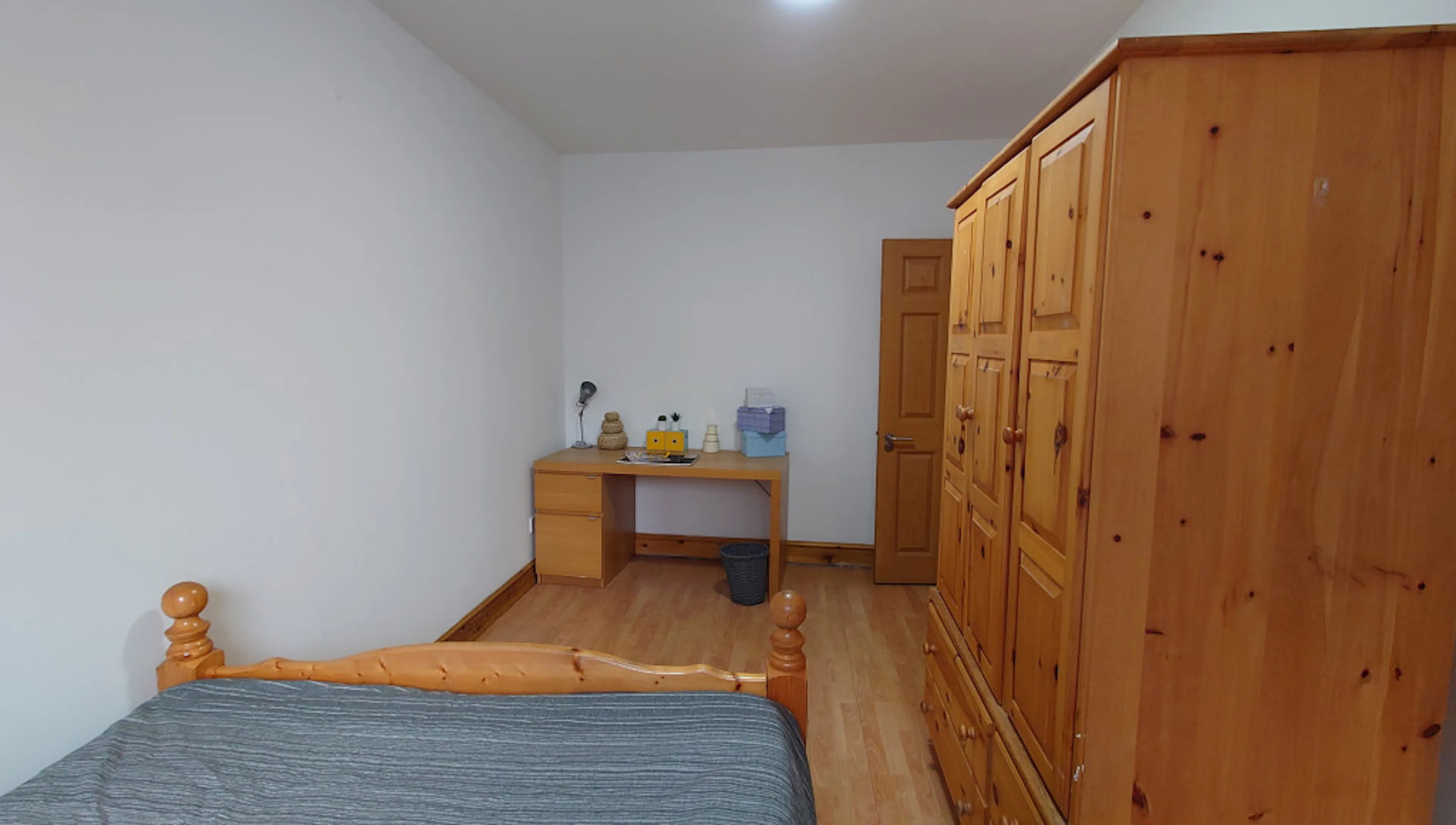 ROOM ROOM 3