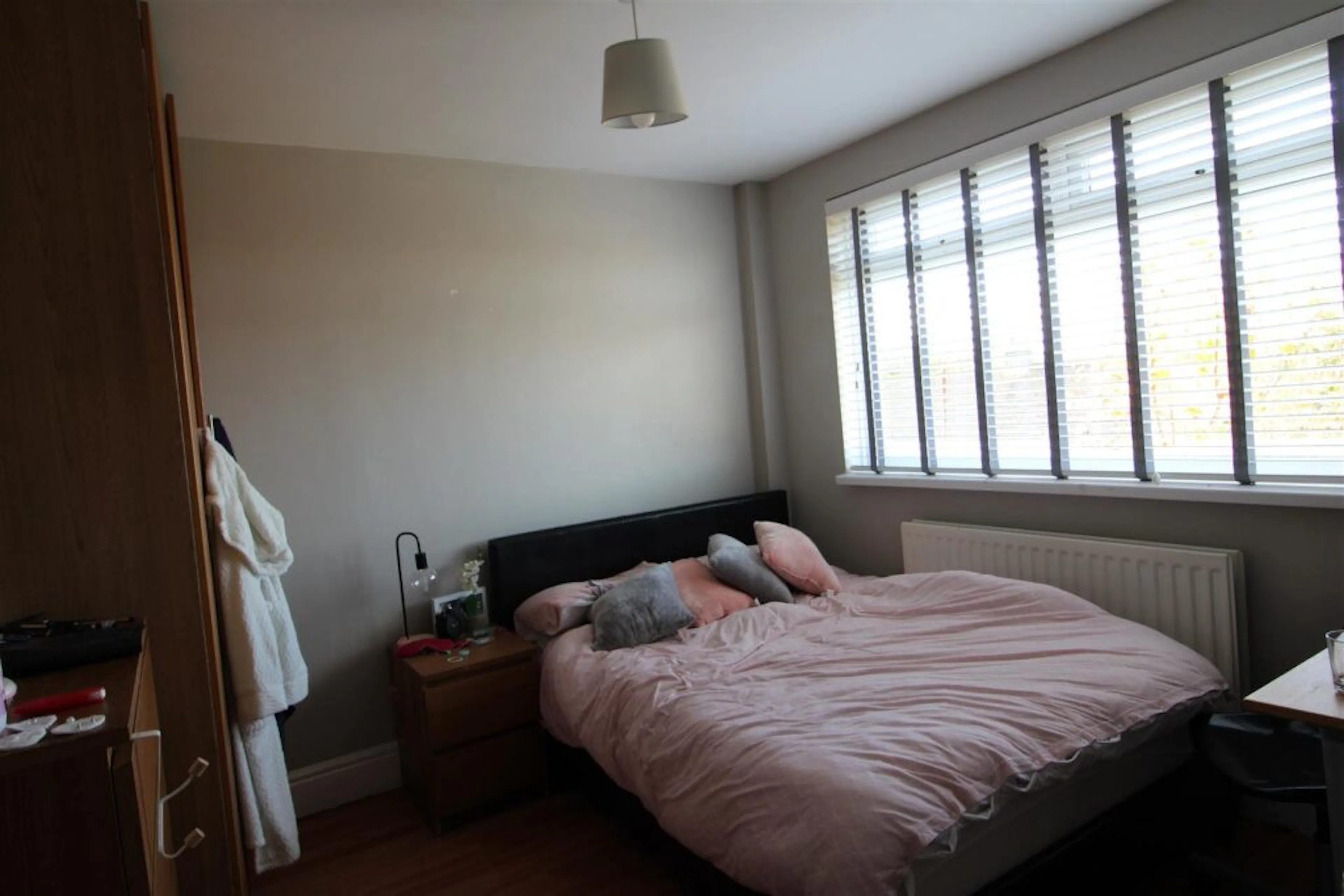 ROOM ROOM 2