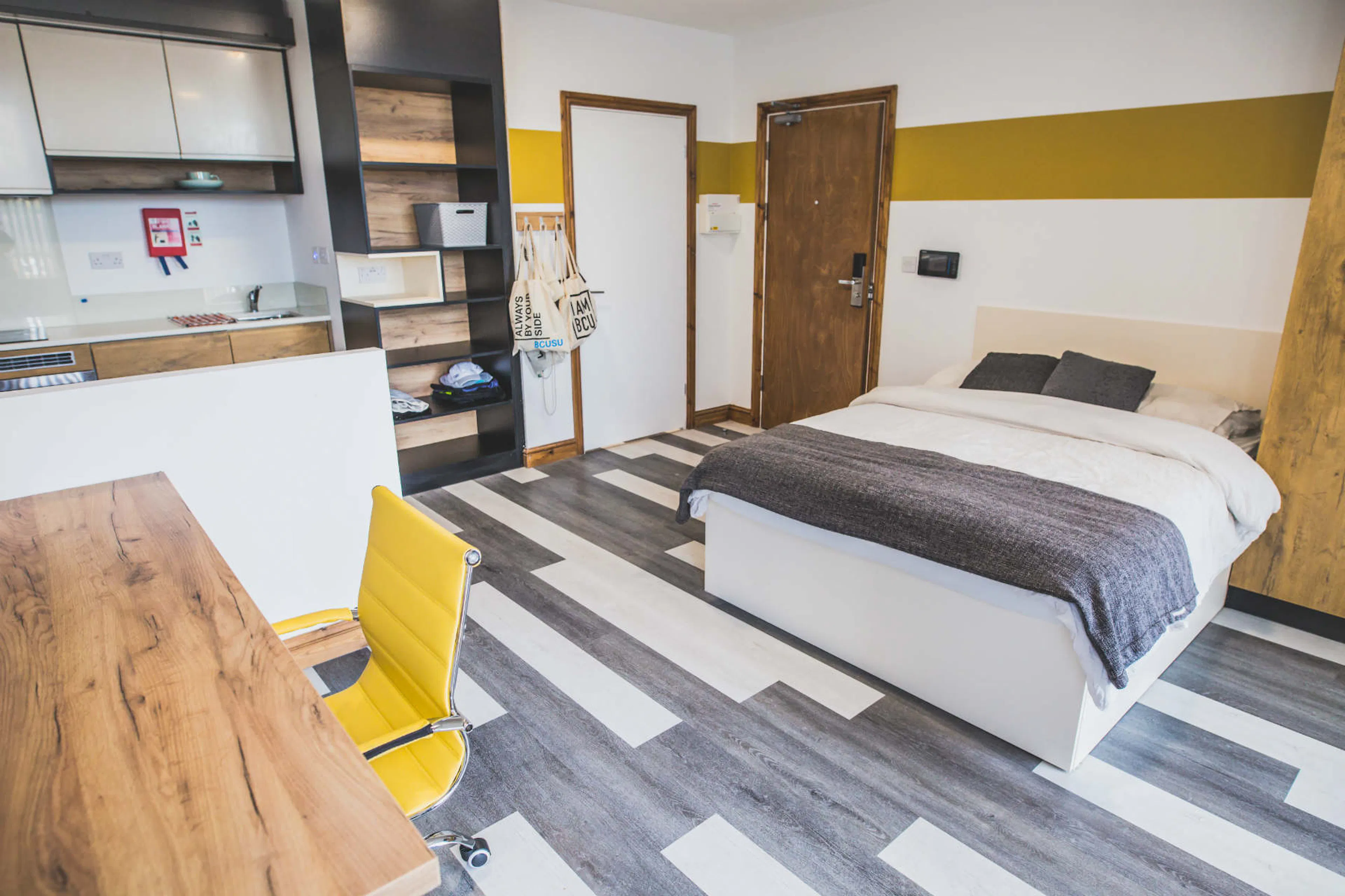 ROOM ROOM 2