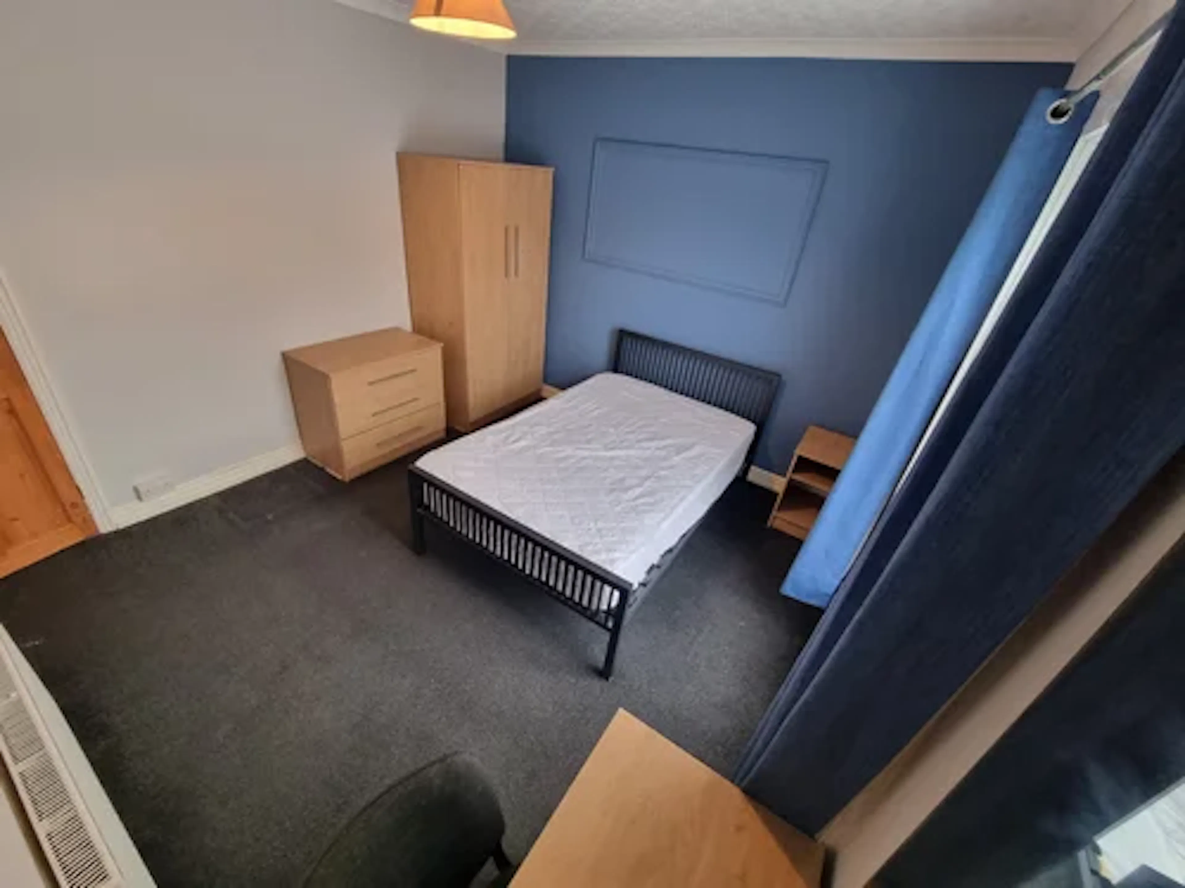4 Bedroom Apartment ROOM 3