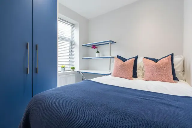 4 Bed Apartment room image 3