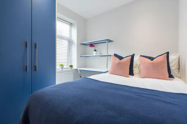 4 Bed Apartment room image 3