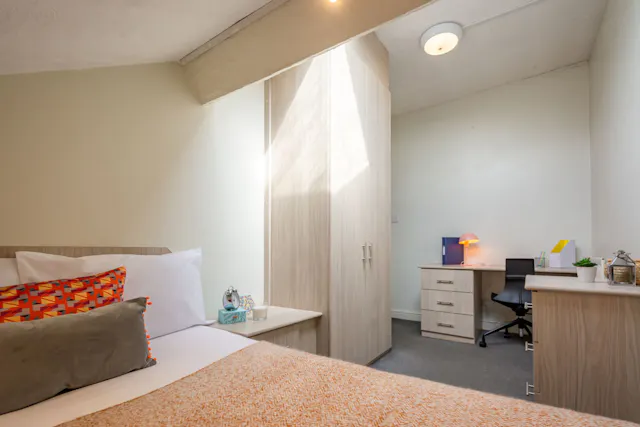 3 Bedroom Apartment room image 2