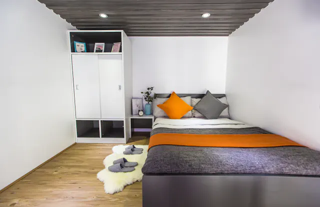 Mezzanine Deluxe Studio room image 1